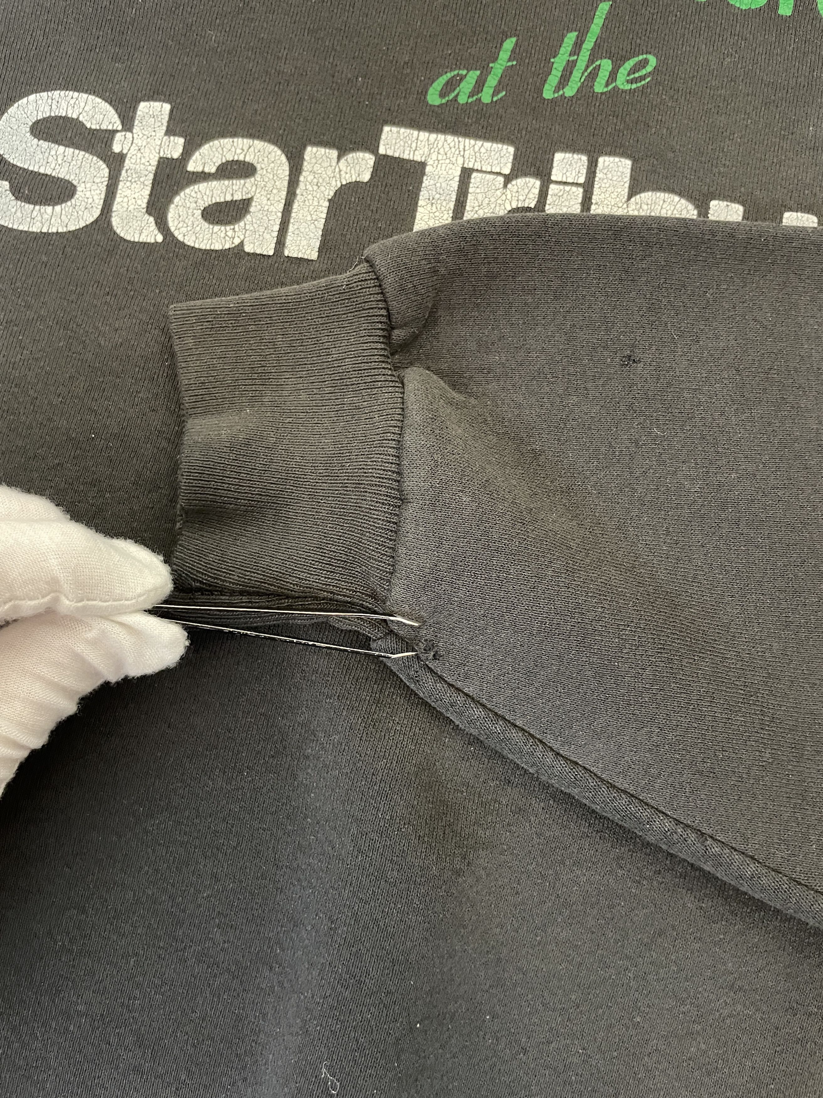 Lee Vintage 90s Distressed Thrashed Lee Sweatshirt Star Tribune Size US XL / EU 56 / 4 - 12 Thumbnail