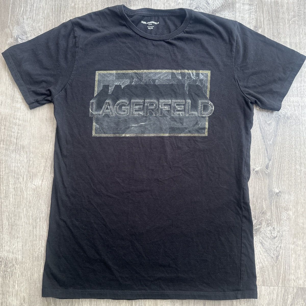 Karl Lagerfeld Black Karl Lagerfeld t-shirt with gold logo Size US M / EU 48-50 / 2 - 1 Thumbnail