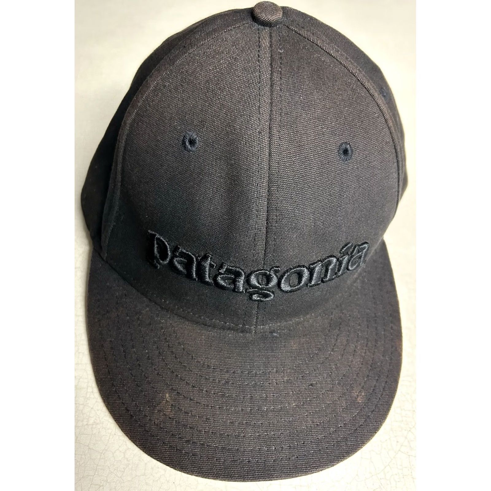 Patagonia VINTAGE Patagonia Spellout Raised Letters Roger That Snapback Hat Black Faded Men One Size Adjustable Hats Size ONE SIZE - 6 Thumbnail