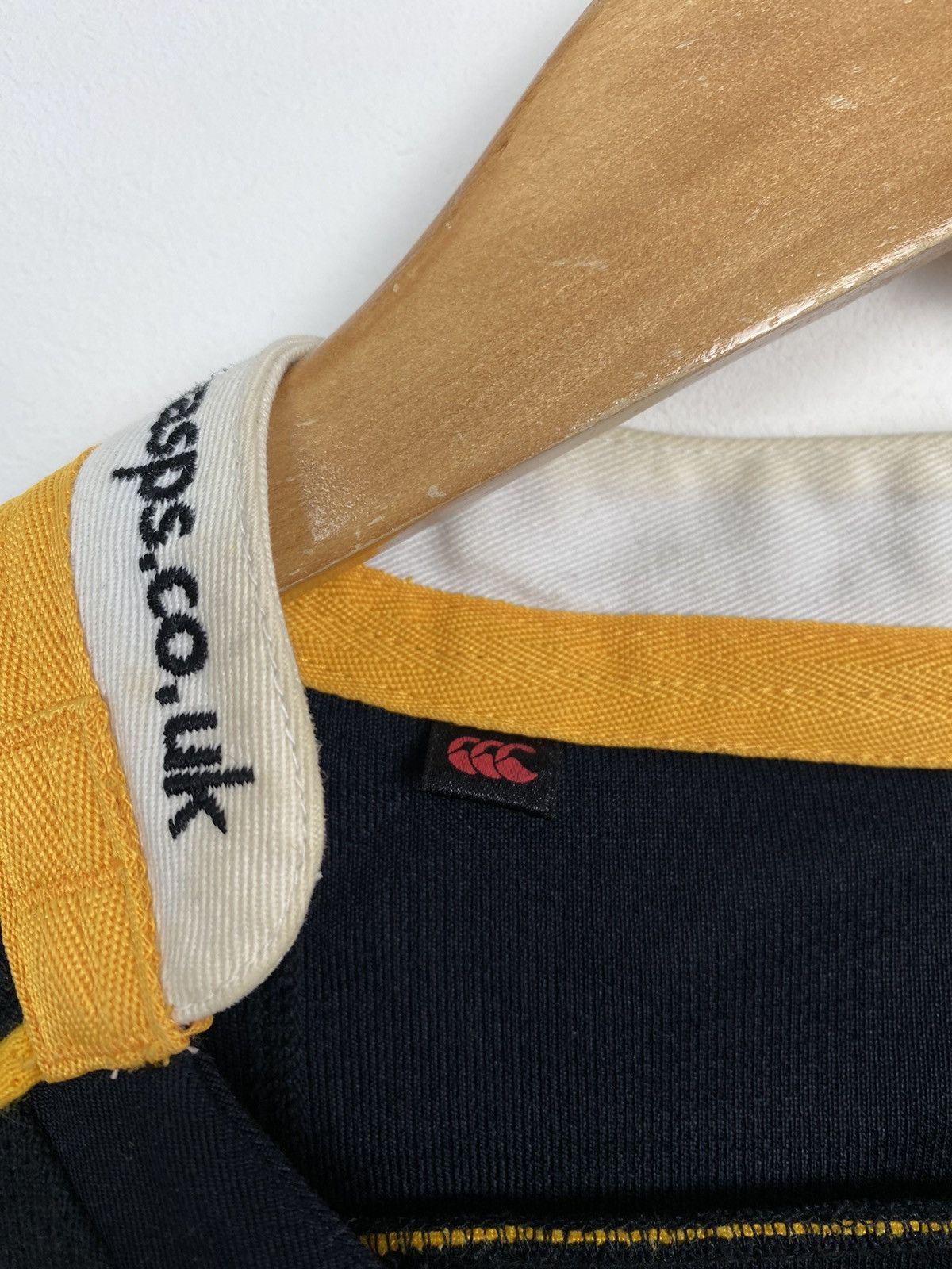Canterbury of New Zealand × Vintage Vintage London Wasps Rugby Shirt Magners Size L-XL Black Top Size US XL / EU 56 / 4 - 3 Thumbnail