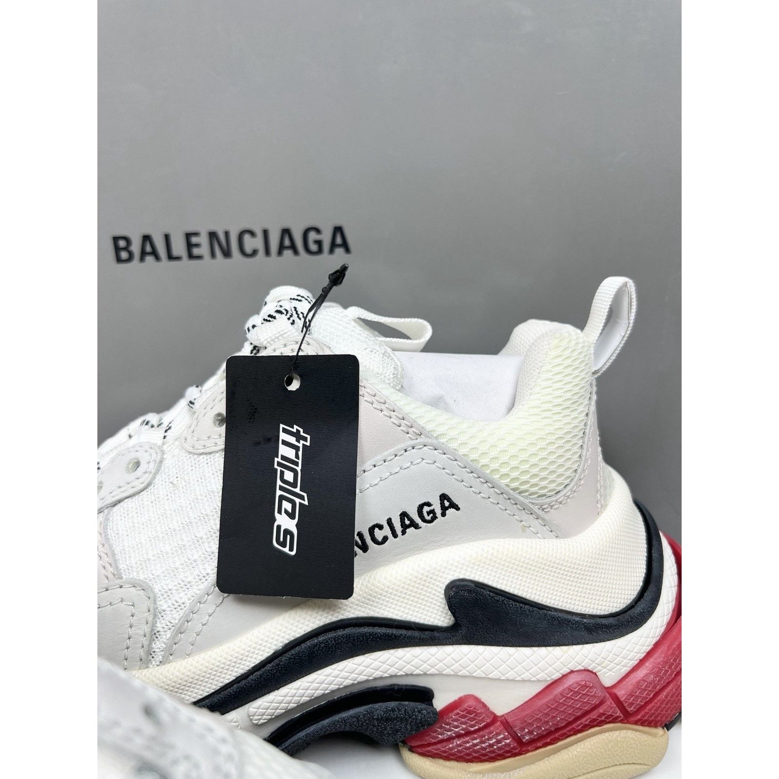 Balenciaga Size 34EU/4W - Balenciaga Triple S Distressed White NEW Size US 4 / IT 34 - 7 Thumbnail