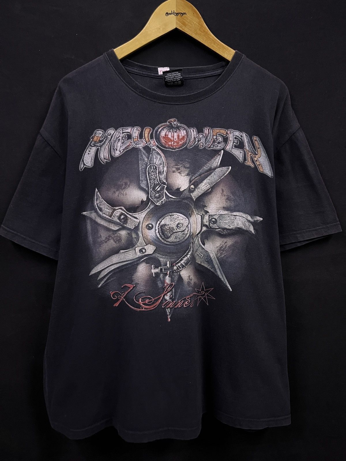 Band Tees VINTAGE HELLOWEEN 7 SINNERS PUMPKIN BAND TSHIRT Size US XL / EU 56 / 4 - 1 Thumbnail