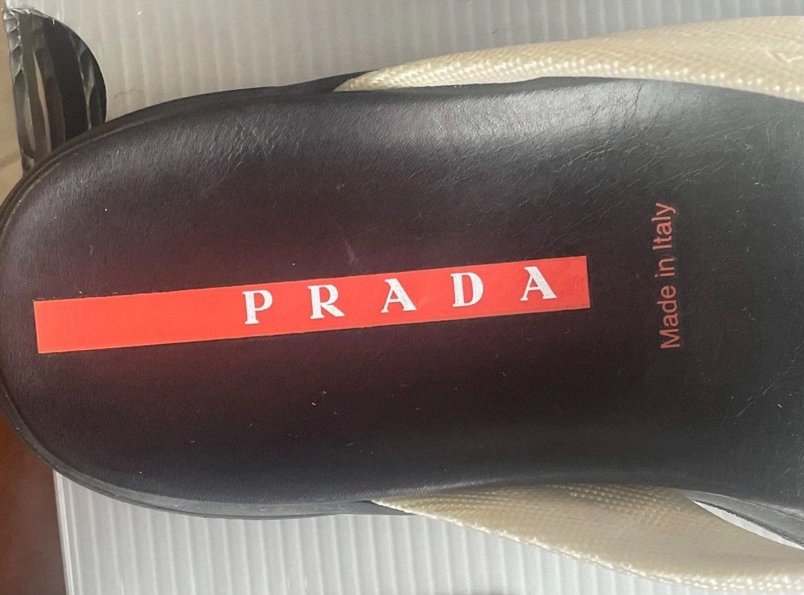 Prada Prada Women’s Flip Flops 37.5 New Red Line Y2K Size US 7.5 / IT 37.5 - 2 Thumbnail