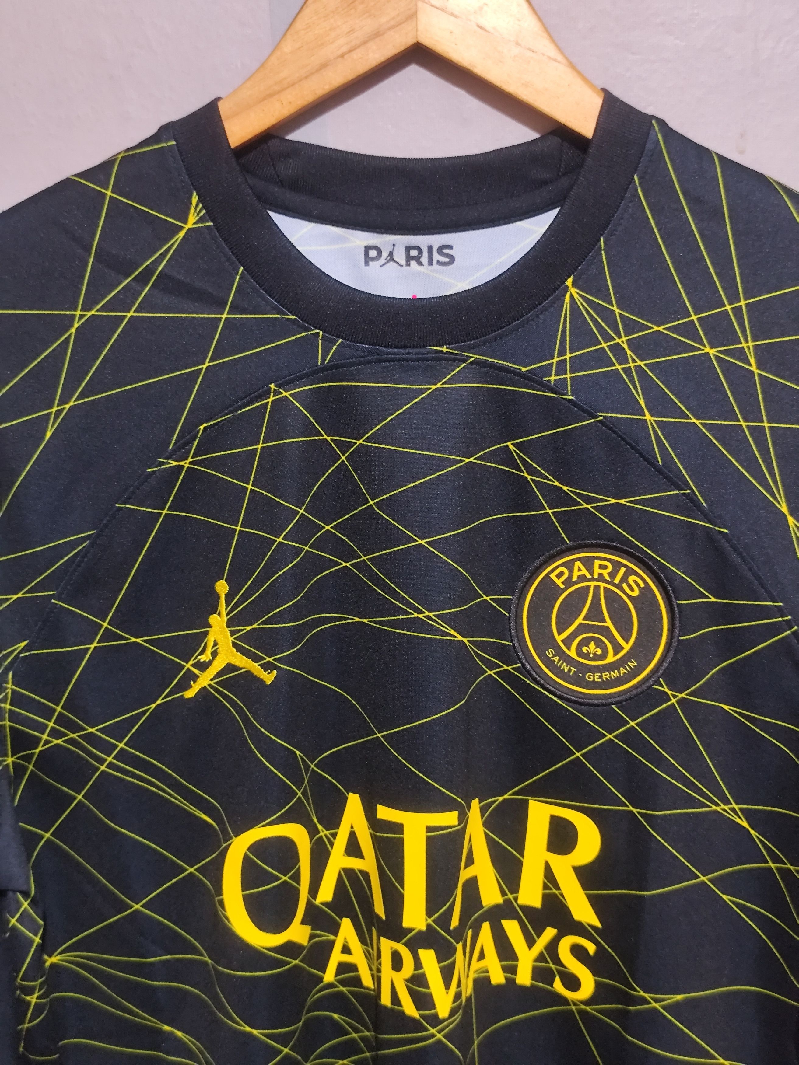 Jordan Brand Jordan x Paris Saint-Germain (PSG) 2022/23 #7 Mbappe Jersey Size US M / EU 48-50 / 2 - 14 Thumbnail