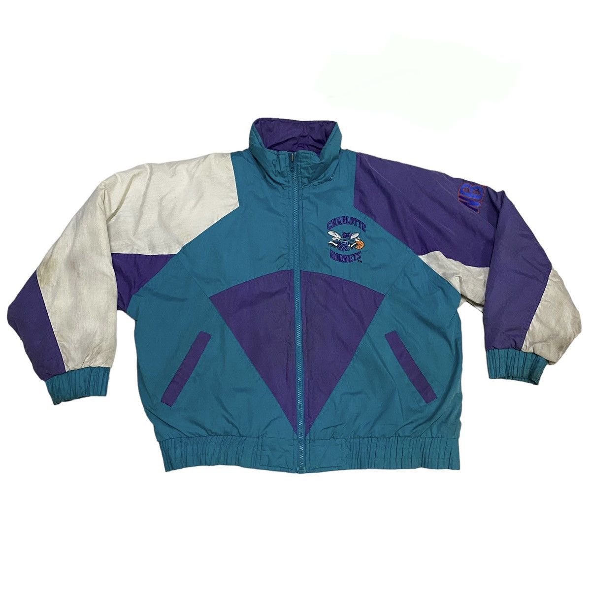 NBA Vintage Charlotte Hornett Pro Player By Daniel Young Size US L / EU 52-54 / 3 - 5 Thumbnail