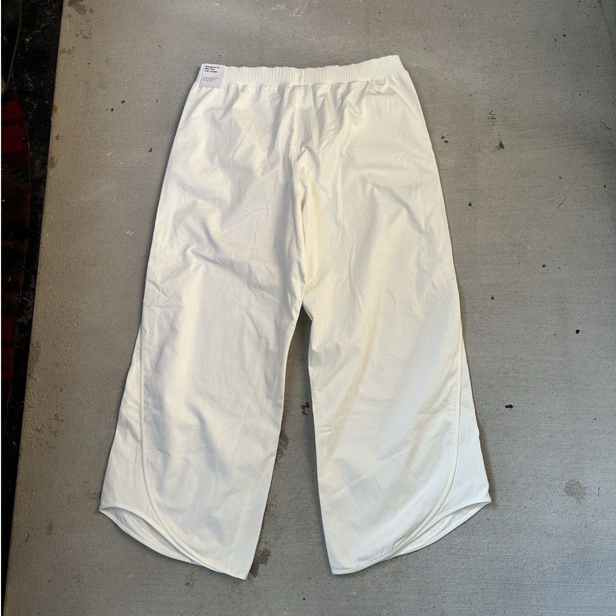 Nike Nike Sportswear Women's Mid-Rise Twill Bottoms Size XL Size 34" / US 12 / IT 48 - 4 Thumbnail