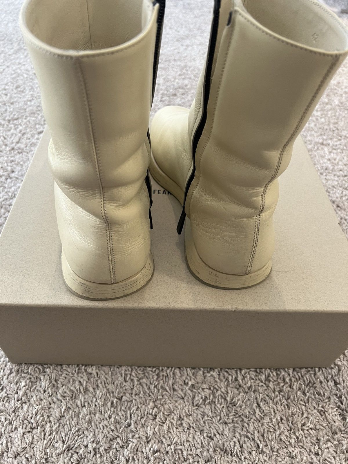 Fear of God Fear of God Mule Hi Boot in Cream with Original Box SSENSE Size US 10.5 / EU 43-44 - 4 Thumbnail