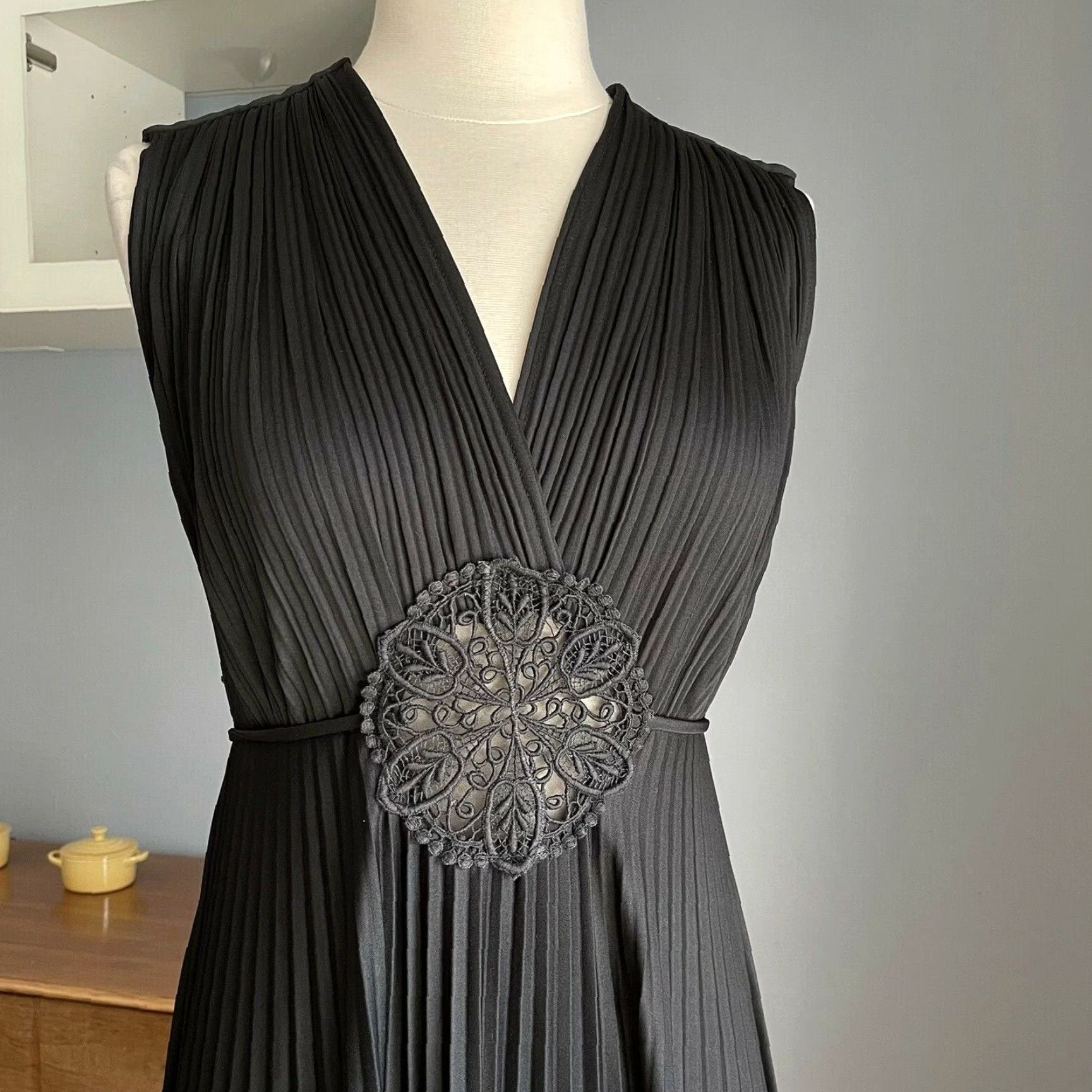 Vintage VINTAGE Jody T of California Maxi Dress Black Grecian Disco 70s S/M Womens 1970s Vintage Look Size S / US 4 / IT 40 - 5 Thumbnail