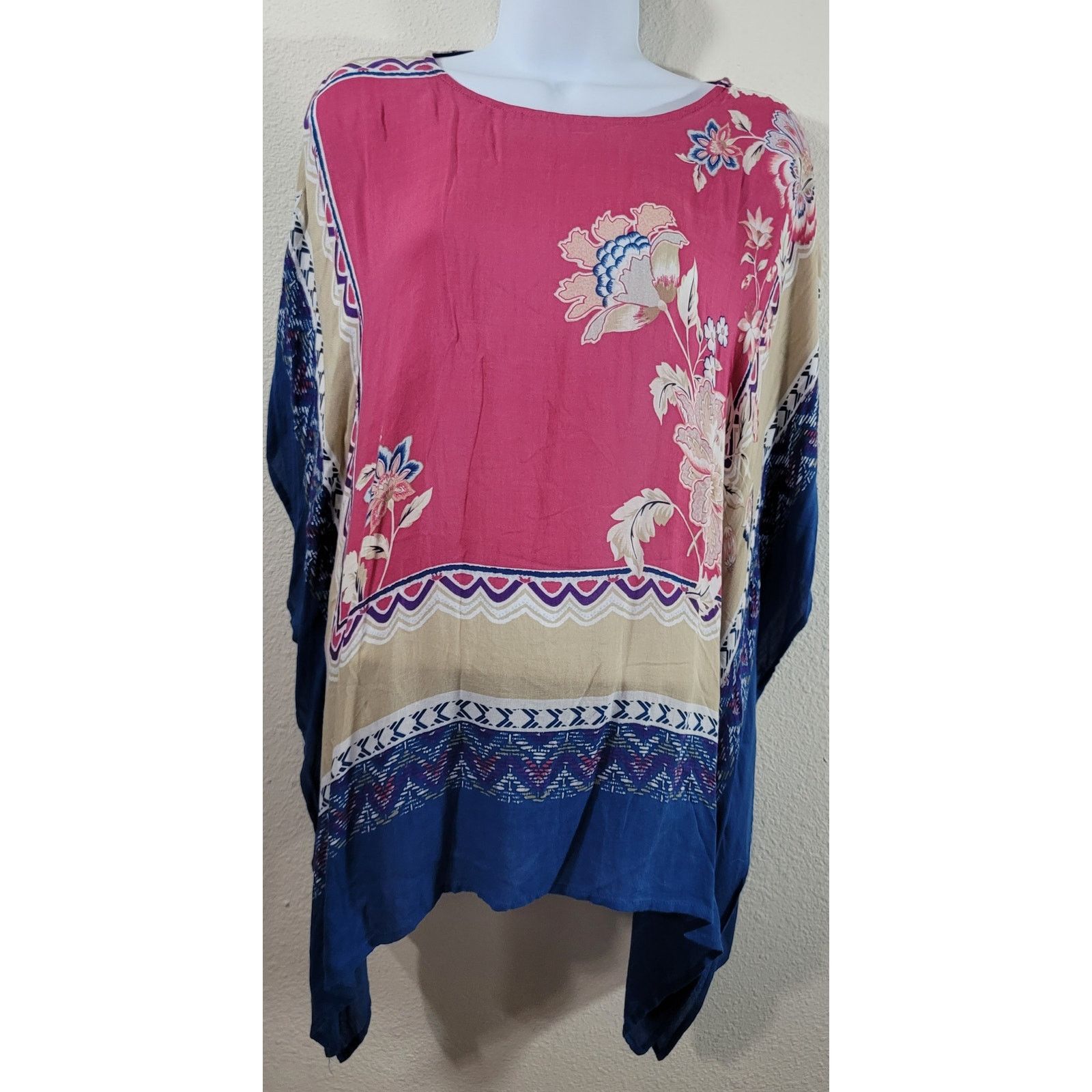 Chicos Chico's Pink Blue Floral Print Top Small Medium Boho Flowy Size M / US 6-8 / IT 42-44 - 1 Thumbnail