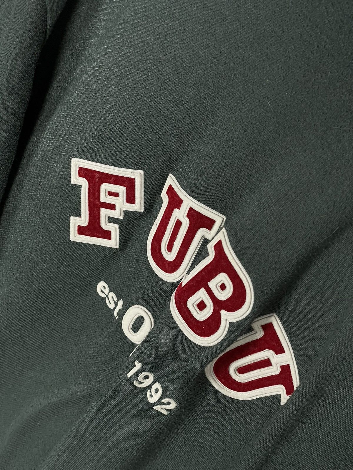 Fubu × Vintage ‼️ Vintage 90s Fubu Distressed Big Logo Tee Skate T Shirt Size US XL / EU 56 / 4 - 8 Thumbnail
