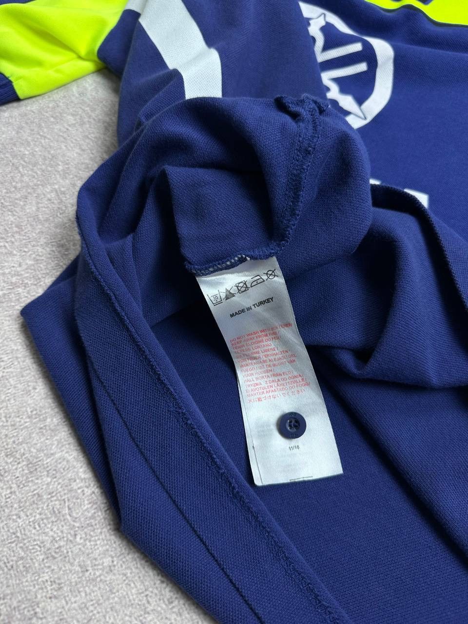 Vintage Vintage Yamaha VR46 Boxy Polo Racing Y2K Victor Rossi Size US M / EU 48-50 / 2 - 9 Thumbnail