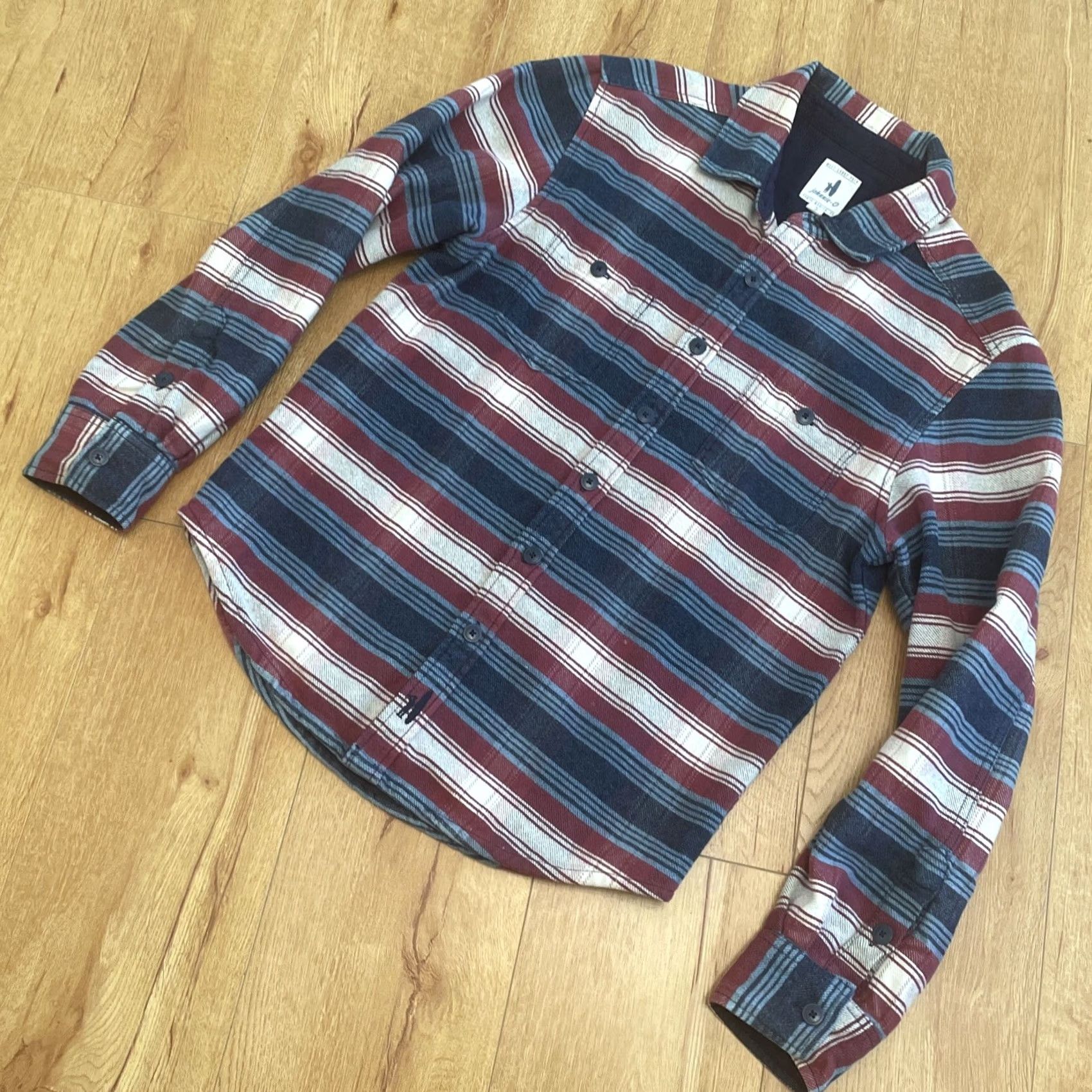 johnnie-O johnnie-O Mens Surf Flannel Shirt Small Blue Striped Button-Up Collar Regular XS? Note: Size is S, not XS. Size US S / EU 44-46 / 1 - 4 Thumbnail