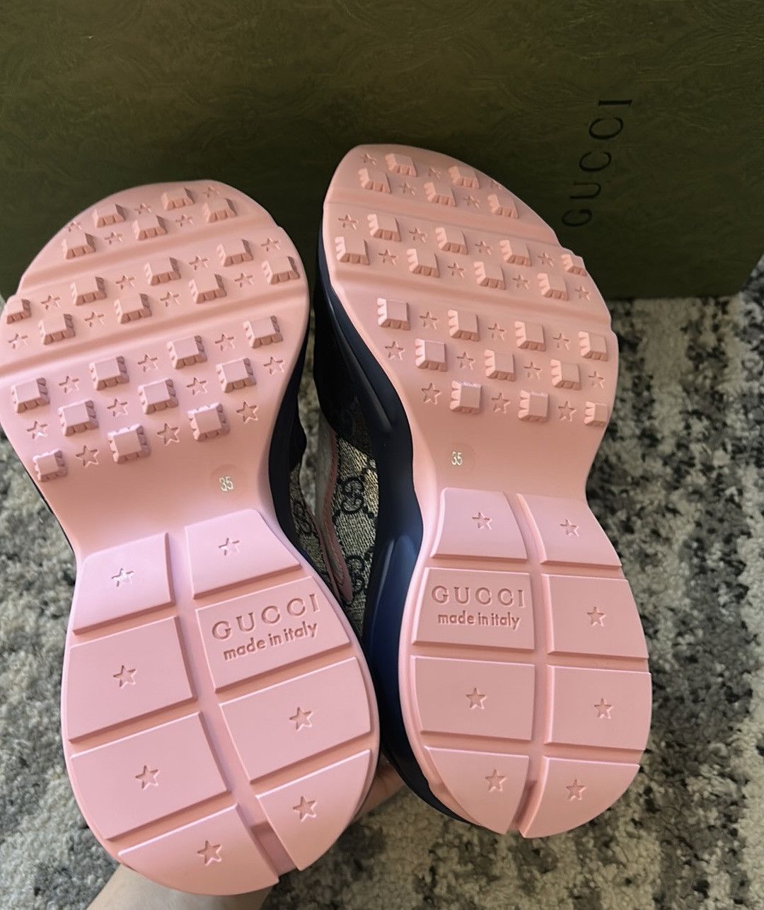 Gucci Gucci GG Rhyton Sneaker size 35 Size US 5 / IT 35 - 6 Thumbnail