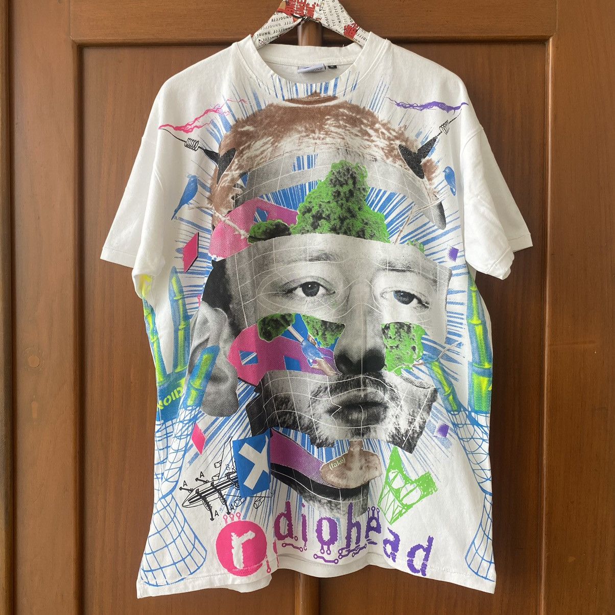 image of Band Tees Radiohead World Tour Backstock T-Shirt in White, Men's (Size XL)