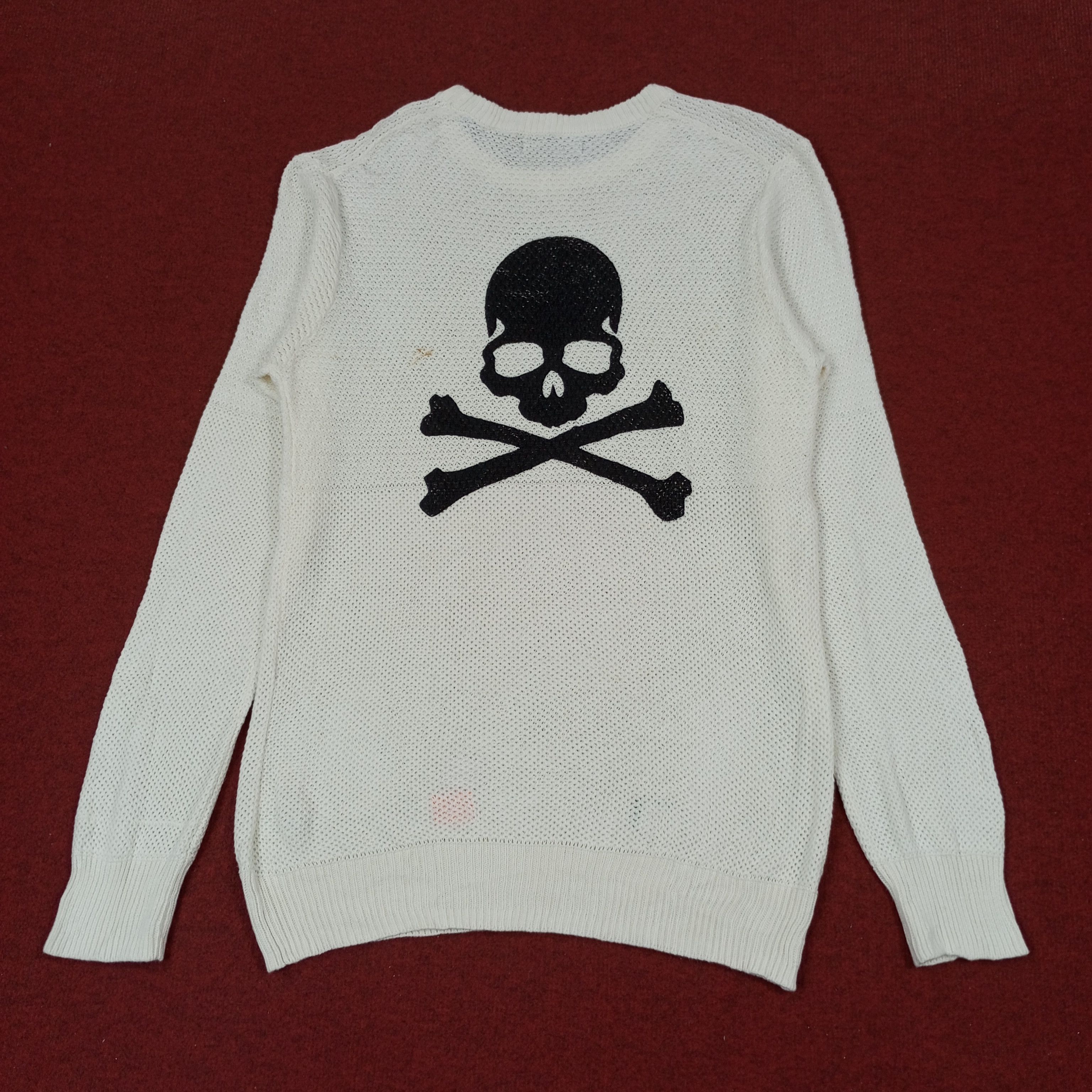 Japanese Brand × Vintage Streetwear Style Custom Skulls Art Knitwear c229n5 Size US S / EU 44-46 / 1 - 1 Thumbnail