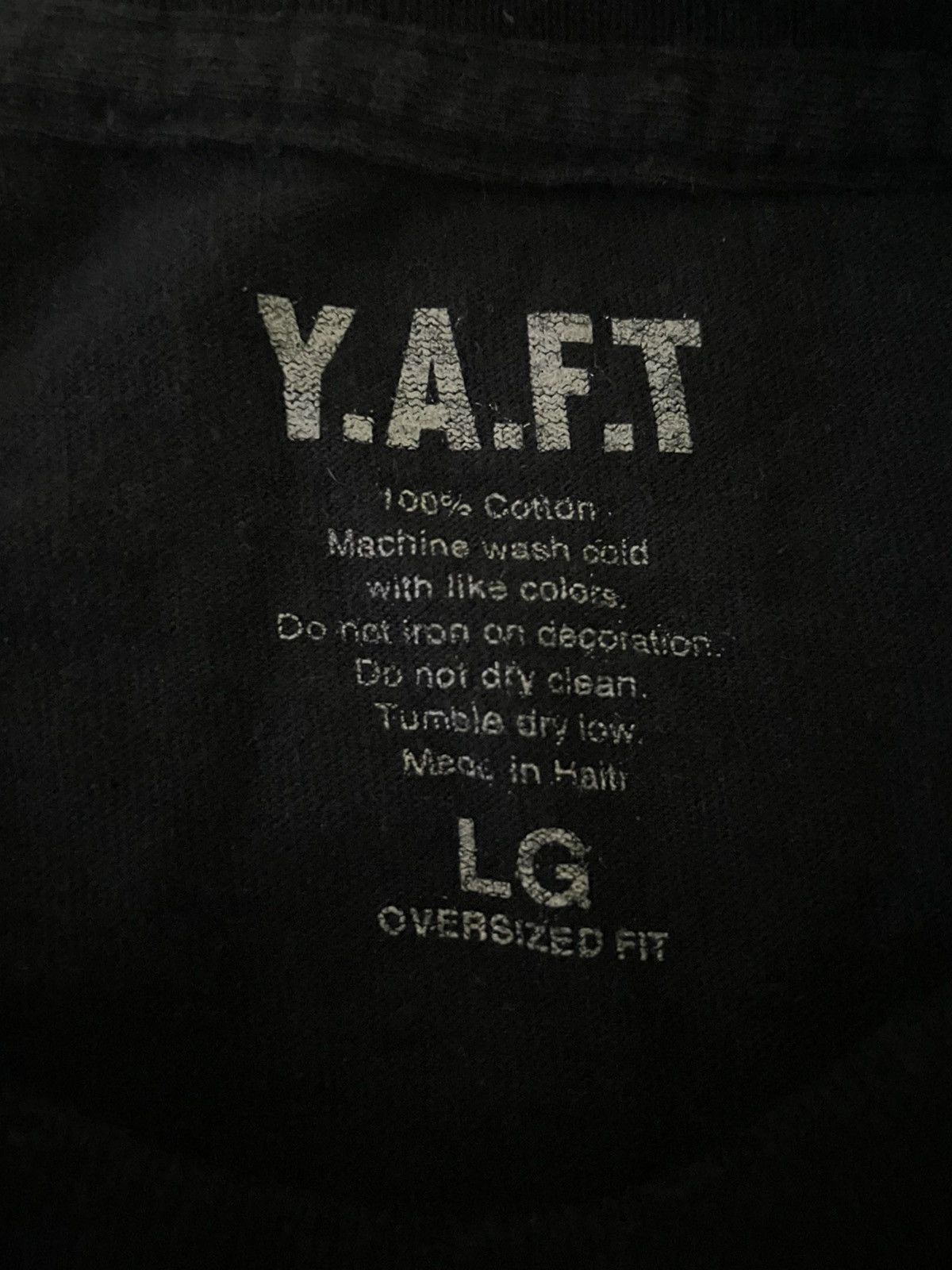 Vintage Y.A.F.T “GUAP” Graphic Tee – Black Size US L / EU 52-54 / 3 - 3 Thumbnail