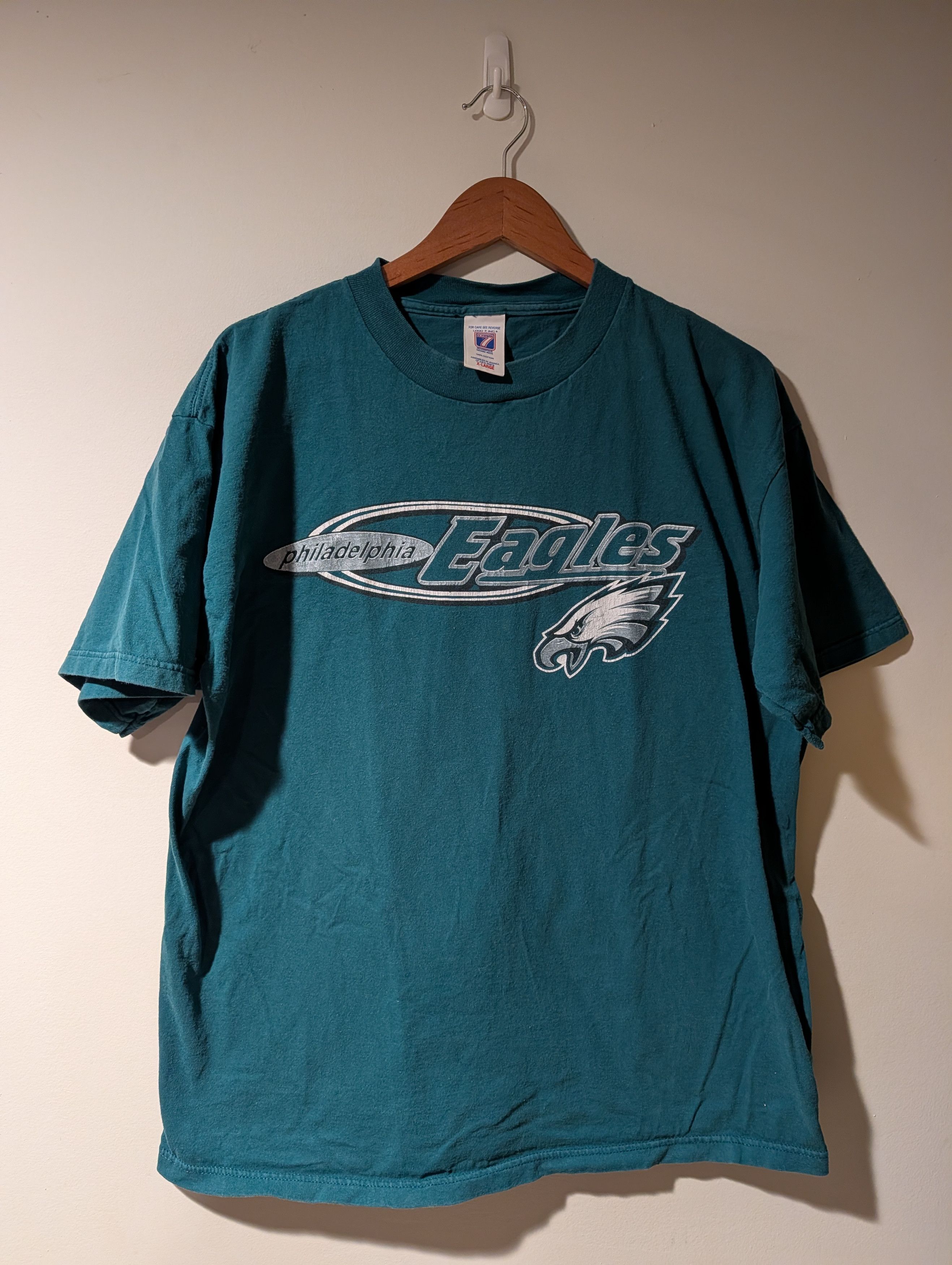 NFL Philadelphia Eagles T-Shirt Spellout Script Logo Vintage Size US XL / EU 56 / 4 - 1 Thumbnail