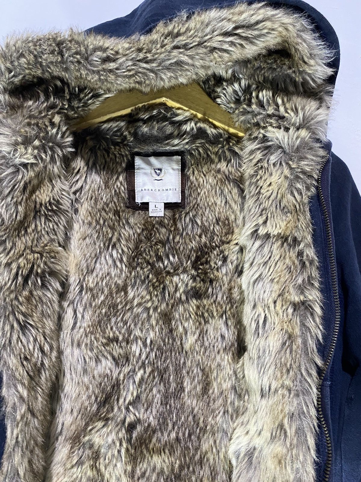 Abercrombie & Fitch Abercrombie embroidered faux fur hoodie Size US S / EU 44-46 / 1 - 6 Thumbnail