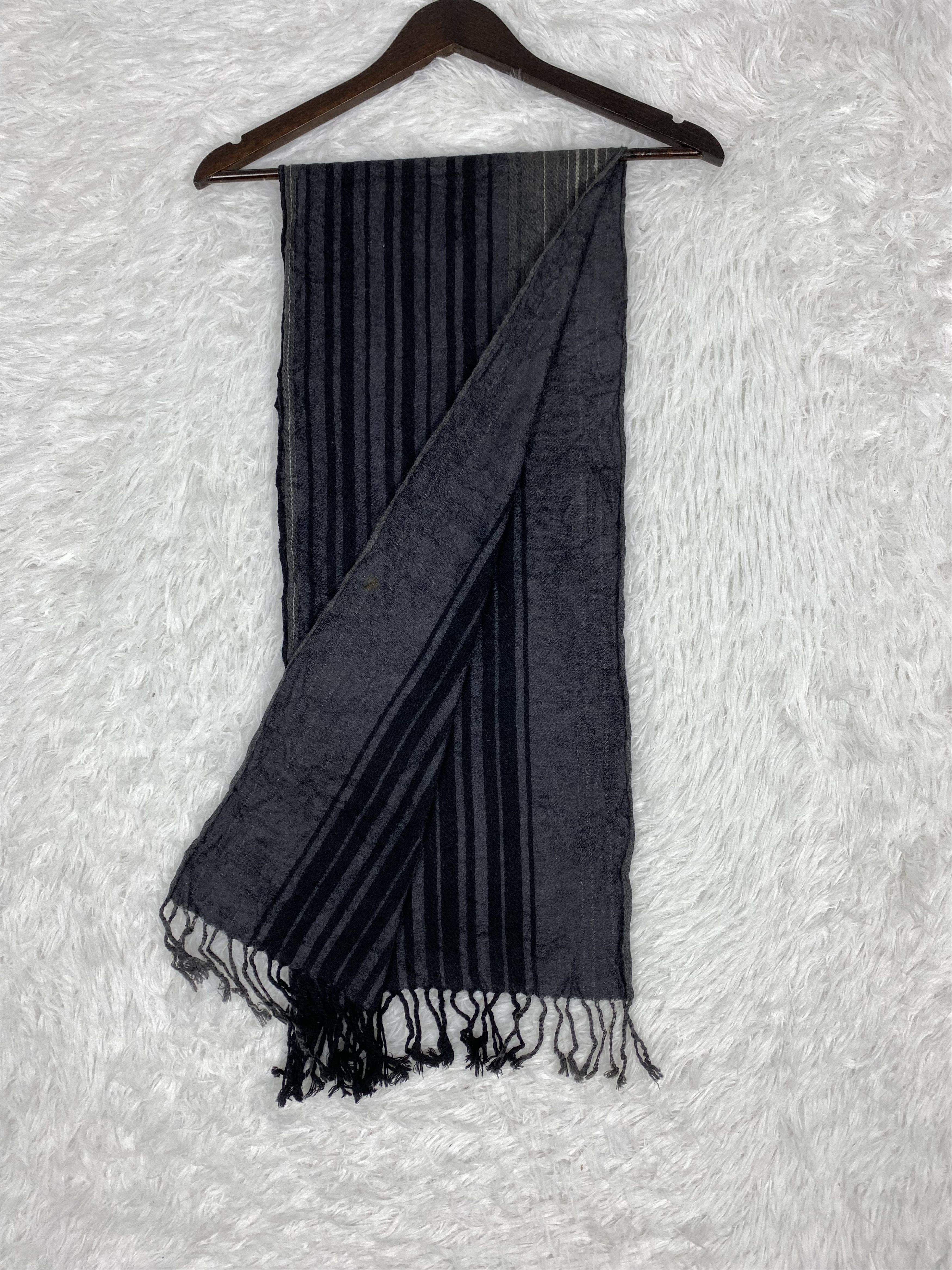 Katharine Hamnett London Vintage Katharine Hamnett Scarf / Muffler Neckwear PM0194 Size ONE SIZE - 5 Thumbnail