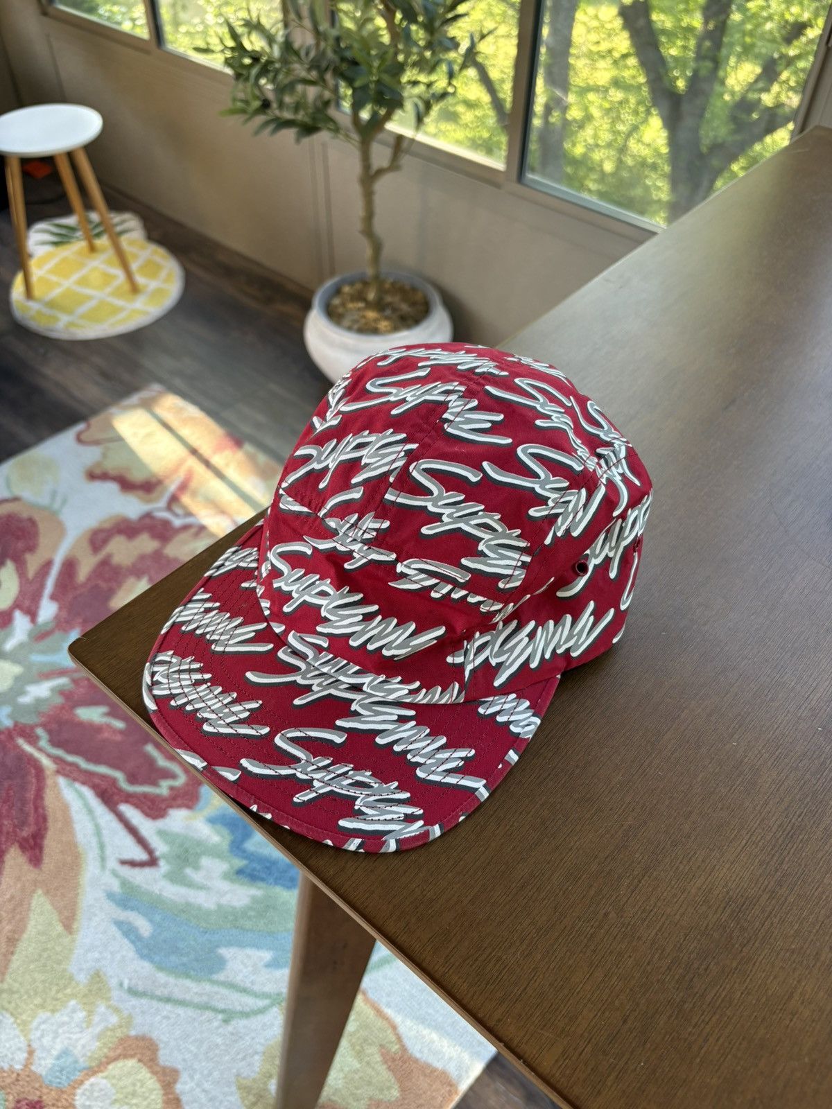 Supreme Supreme Signature Script Camp Cap SS19 Red Size ONE SIZE - 1 Thumbnail