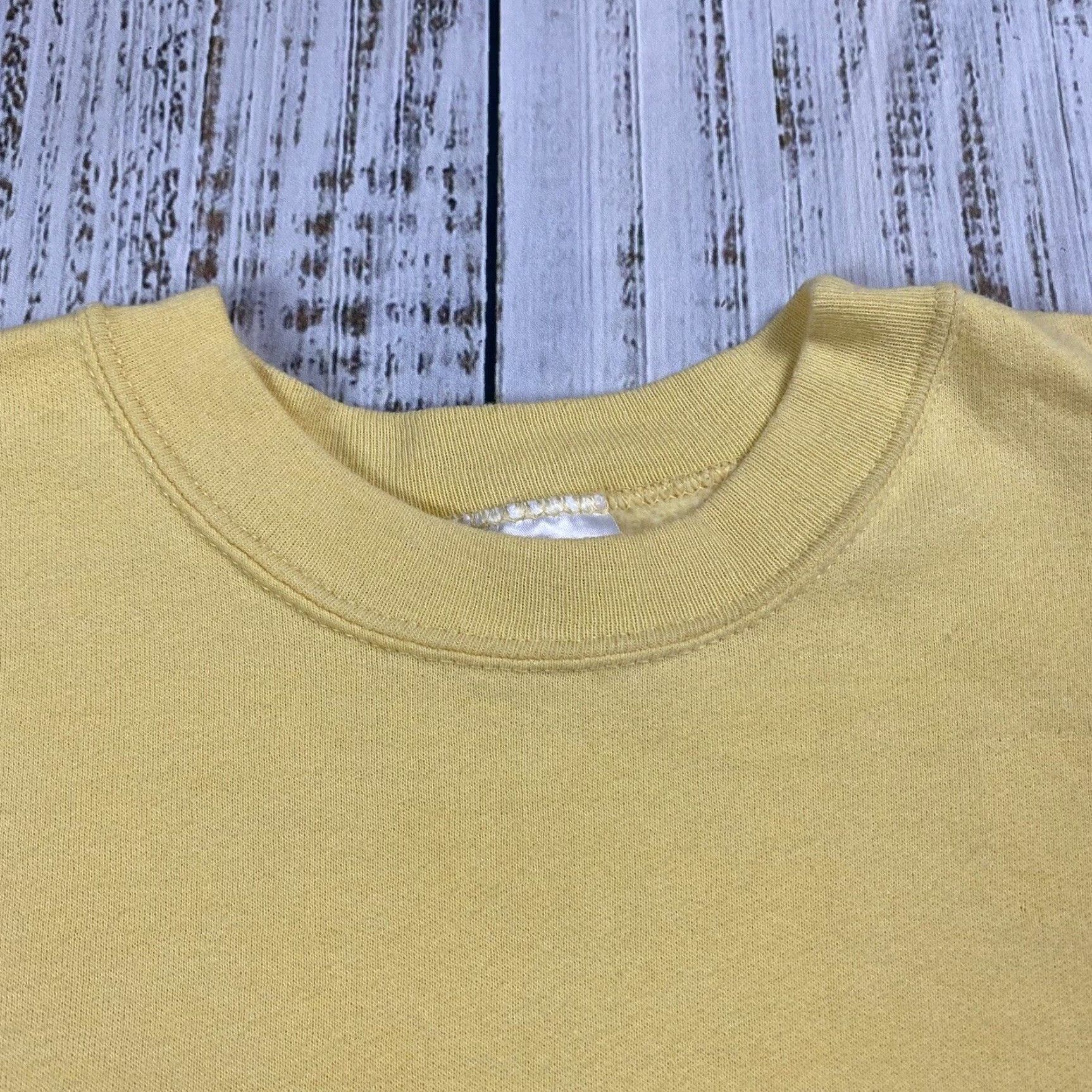 Hanes VINTAGE HANES FLEECE CREWNECK SWEATSHIRT BLANK ADULT LARGE PALE YELLOW LONG SLEEVE Unisex Size US L / EU 52-54 / 3 - 2 Thumbnail