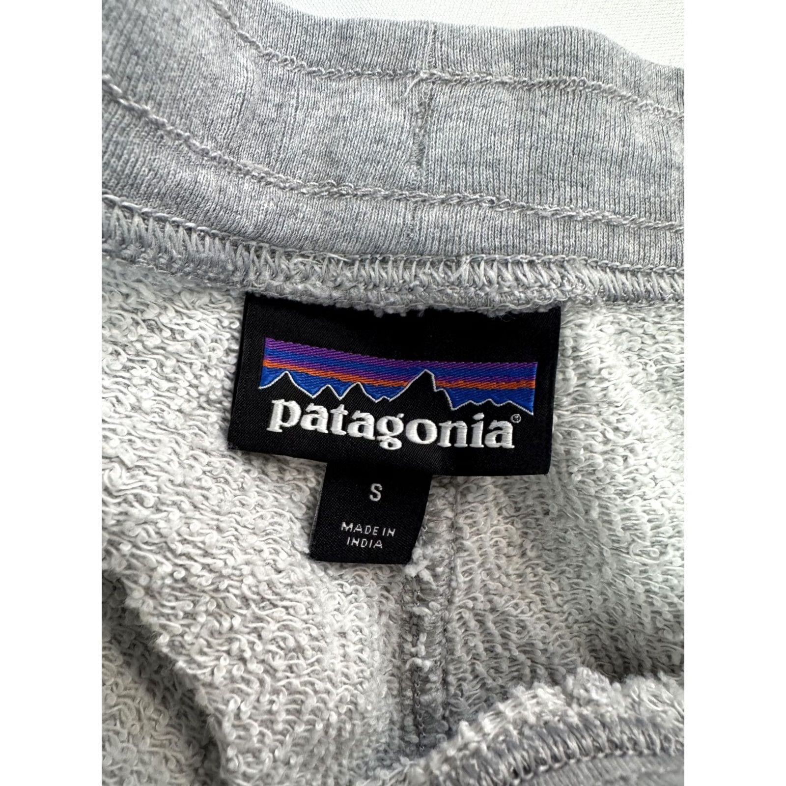 Patagonia Patagonia Gray Fleece Shorts Size S Men's Drawstring Athletic Size US 29 - 3 Thumbnail