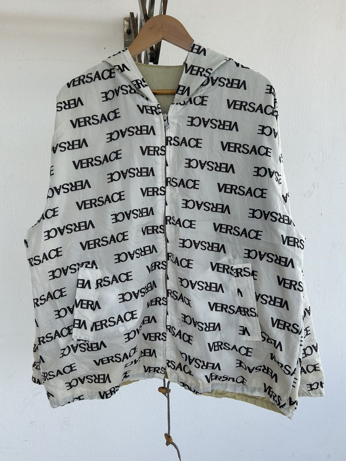 Versace Jeans Couture Reversible Versace Monogram Gold Vintage Jacket Size US L / EU 52-54 / 3 - 1 Thumbnail