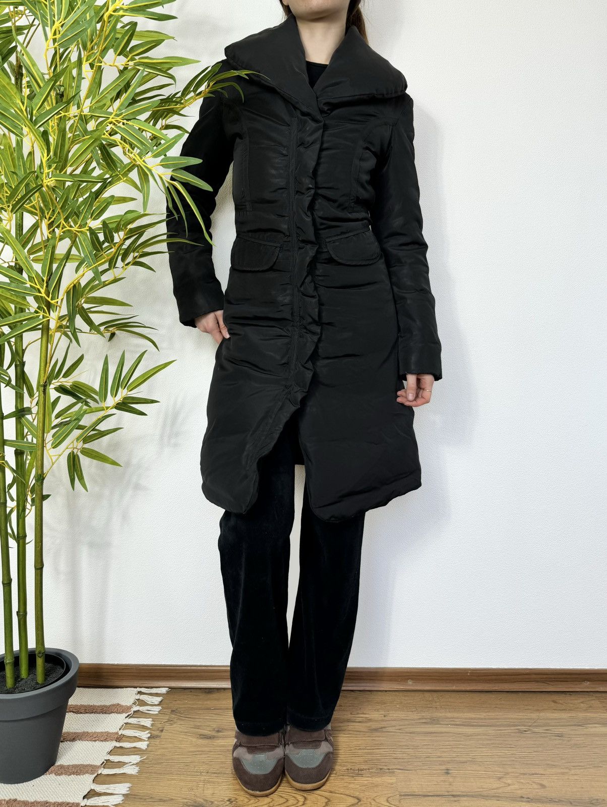 Versace × Vintage VINTAGE VERSACE SPORT 2000s MIDI DOWN PUFFER JACKET Size XS / US 0-2 / IT 36-38 - 2 Thumbnail