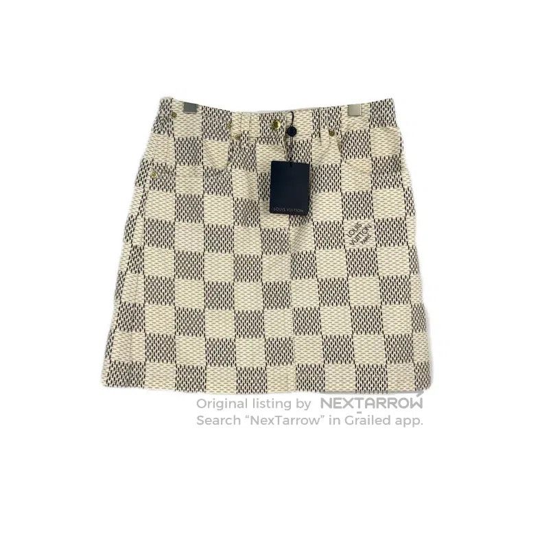 Louis Vuitton Louis Vuitton Beige Checkerboard Leather Skirt Size 39" - 1 Thumbnail