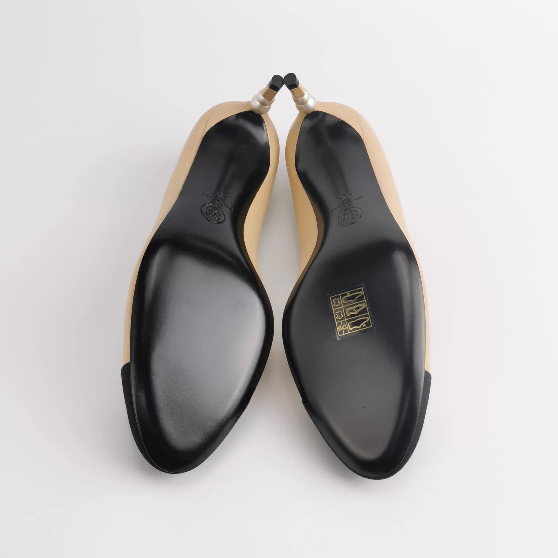Chanel Chanel Heels Size 38 Size US 7.5 / IT 37.5 - 9 Thumbnail