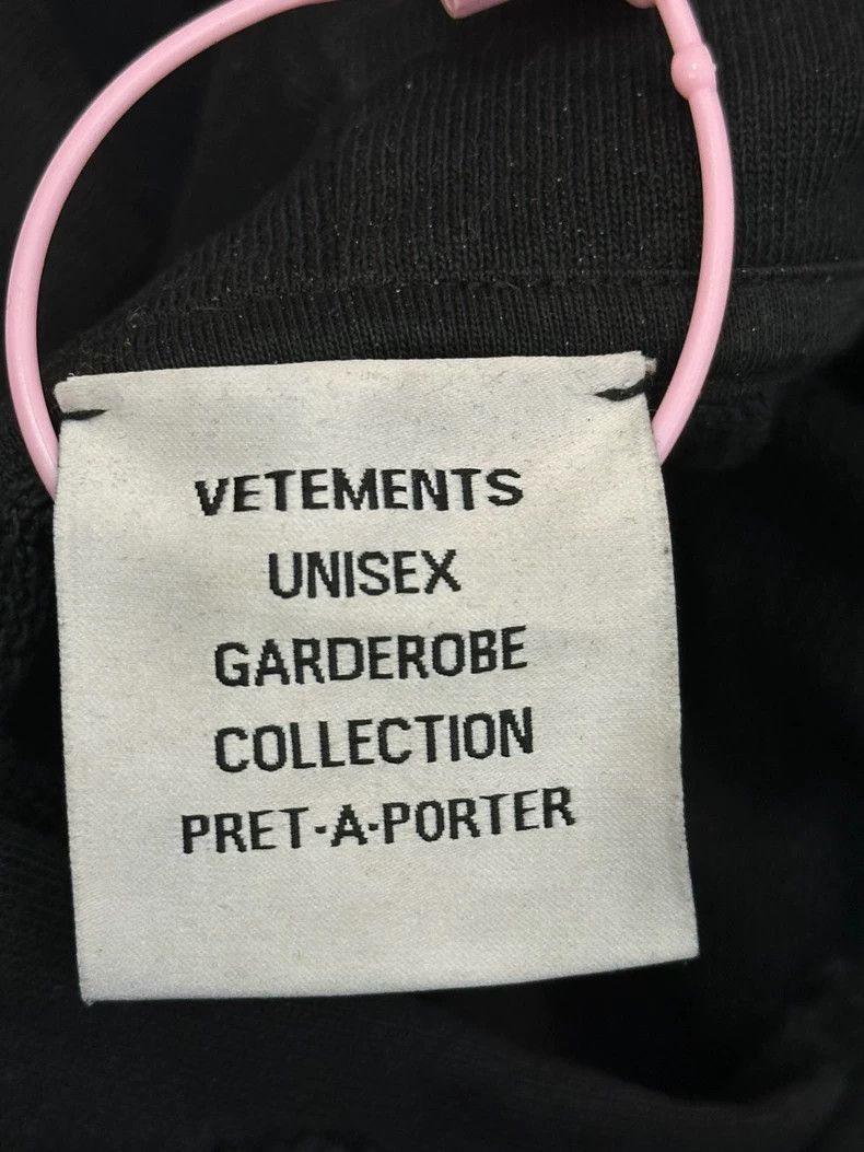 Vetements Vetements Logo anti-war hoodie Size US XS / EU 42 / 0 - 3 Thumbnail
