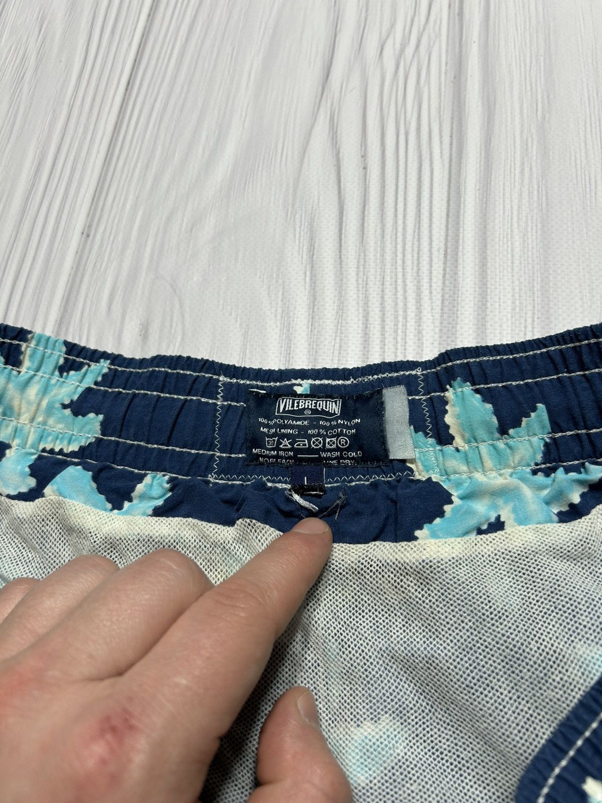Designer × Vilebrequin Vilebrequin Nylon Beach Shorts Size L Size US 33 - 11 Thumbnail