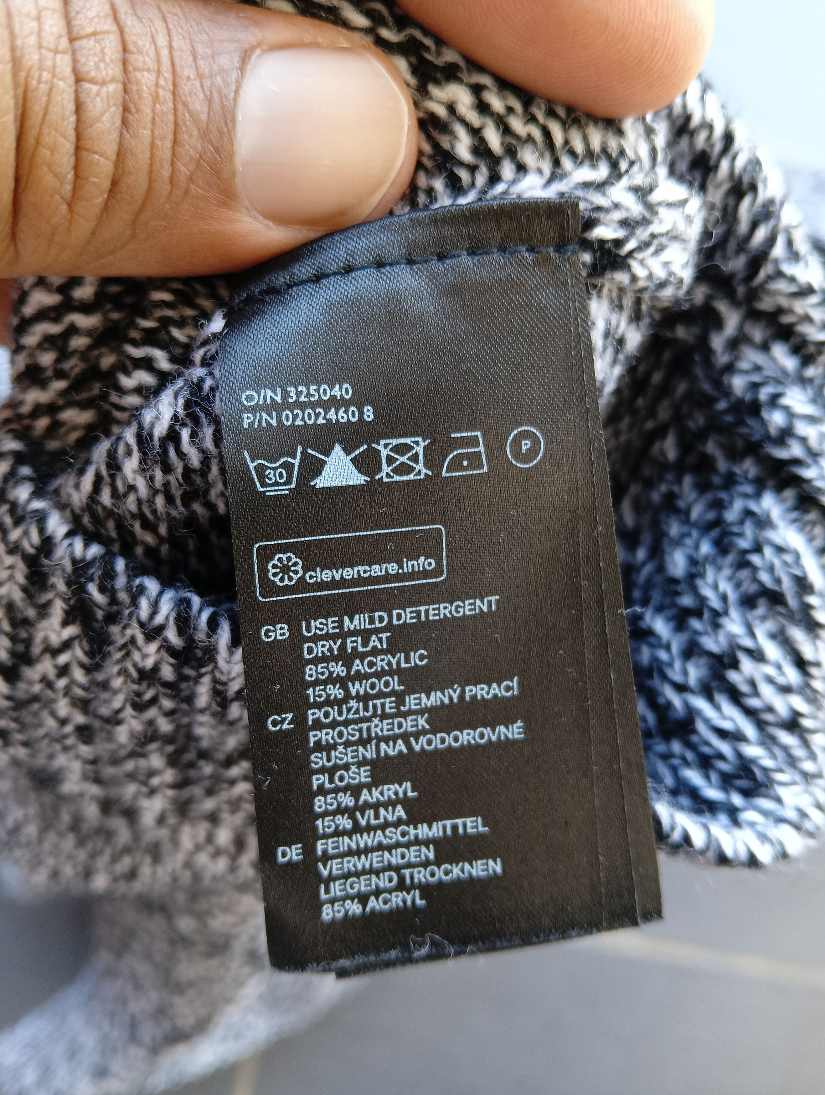 Divided smile big logo h&m sweater Size US M / EU 48-50 / 2 - 10 Thumbnail