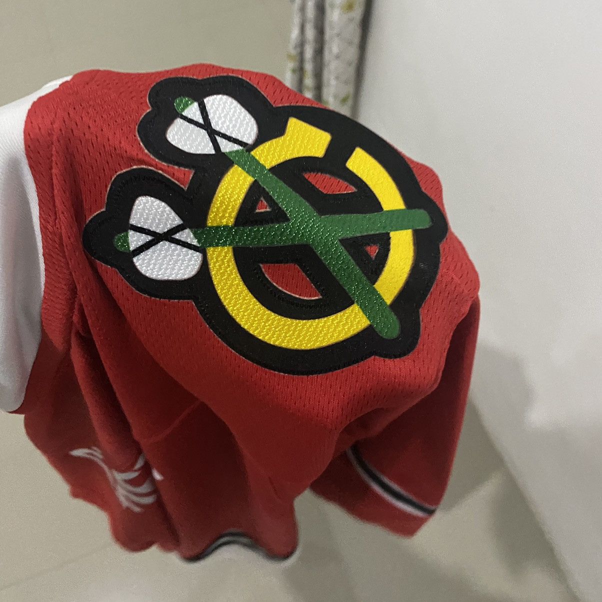 NHL Vintage Chicago Blackhawk NHL Jersey XXL Size US XL / EU 56 / 4 - 5 Thumbnail