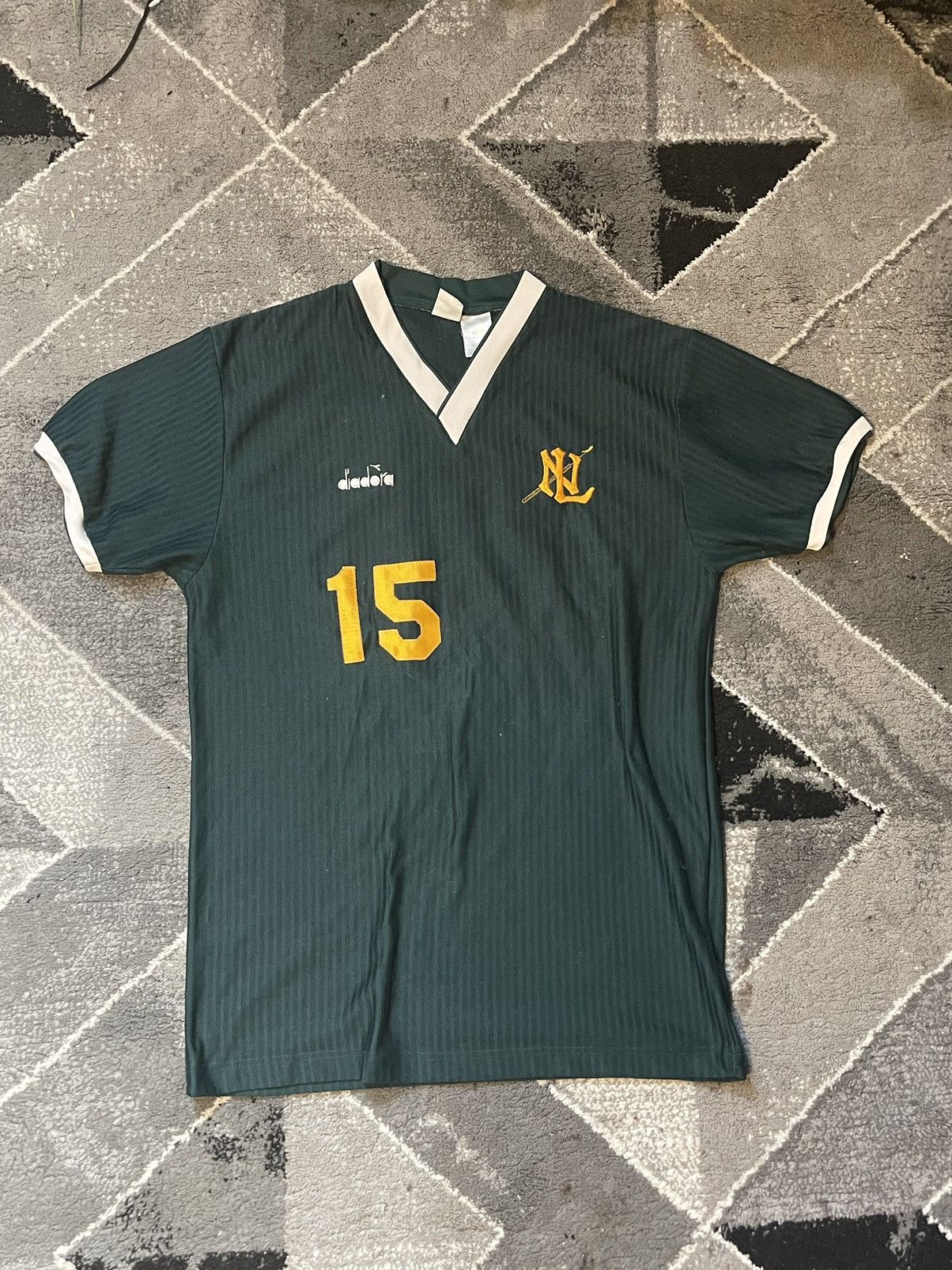 Diadora Green & yellow Diadora soccer jersey Size US L / EU 52-54 / 3 - 1 Thumbnail