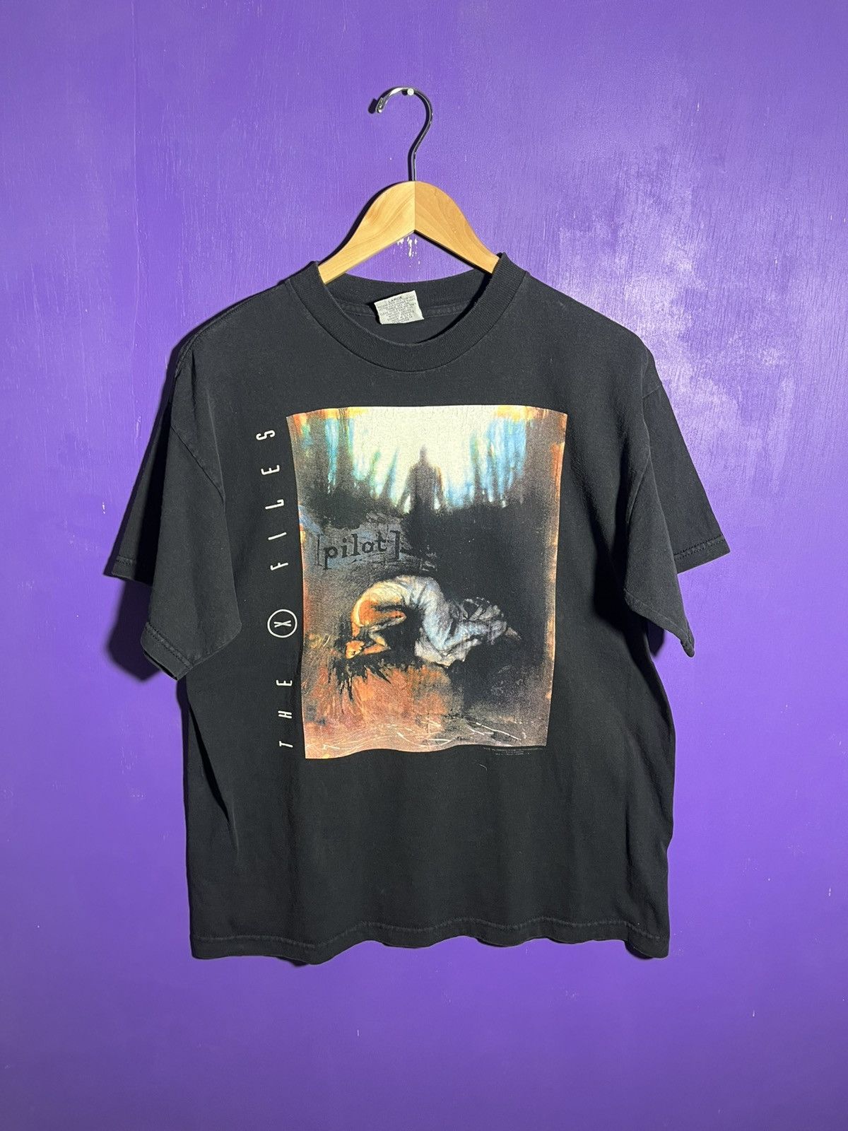 Vintage Vintage 1996 The X-files pilot picture t-shirt Size US L / EU 52-54 / 3 - 1 Thumbnail