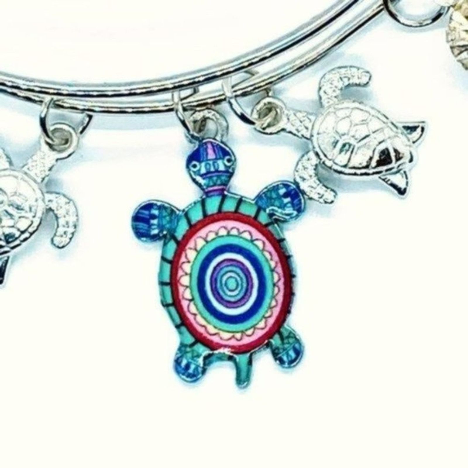 Other Beaded Sea Turtle Charm Colorful Bangle Bracelet Size ONE SIZE - 4 Thumbnail