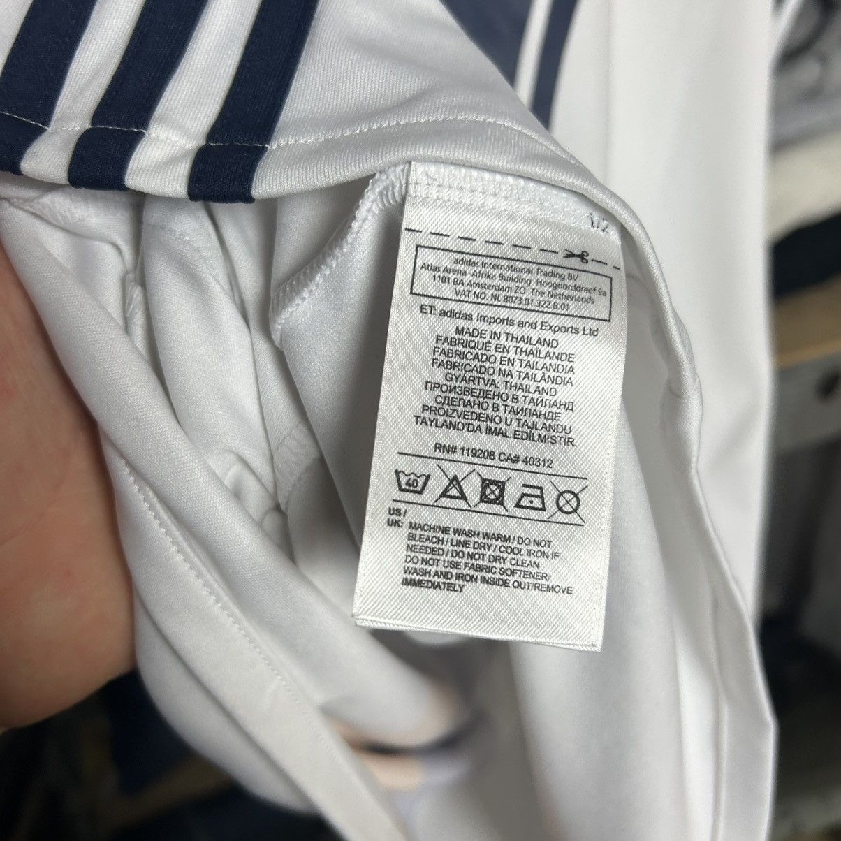 Adidas Mens Adidas La Galaxy 2015 Home Don Ditar soccer jersey Size US M / EU 48-50 / 2 - 12 Thumbnail