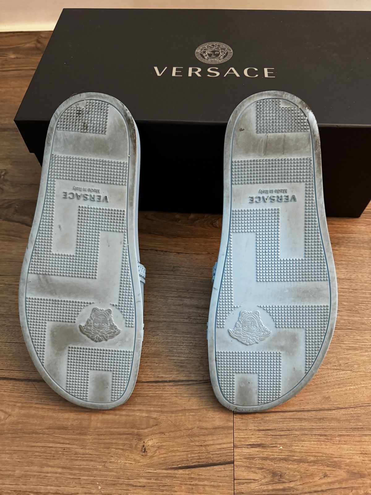 Versace Versace Men's Blue Medusa Head Pool Slides EU 41/ US 8.5 Size US 8.5 / EU 41-42 - 4 Thumbnail