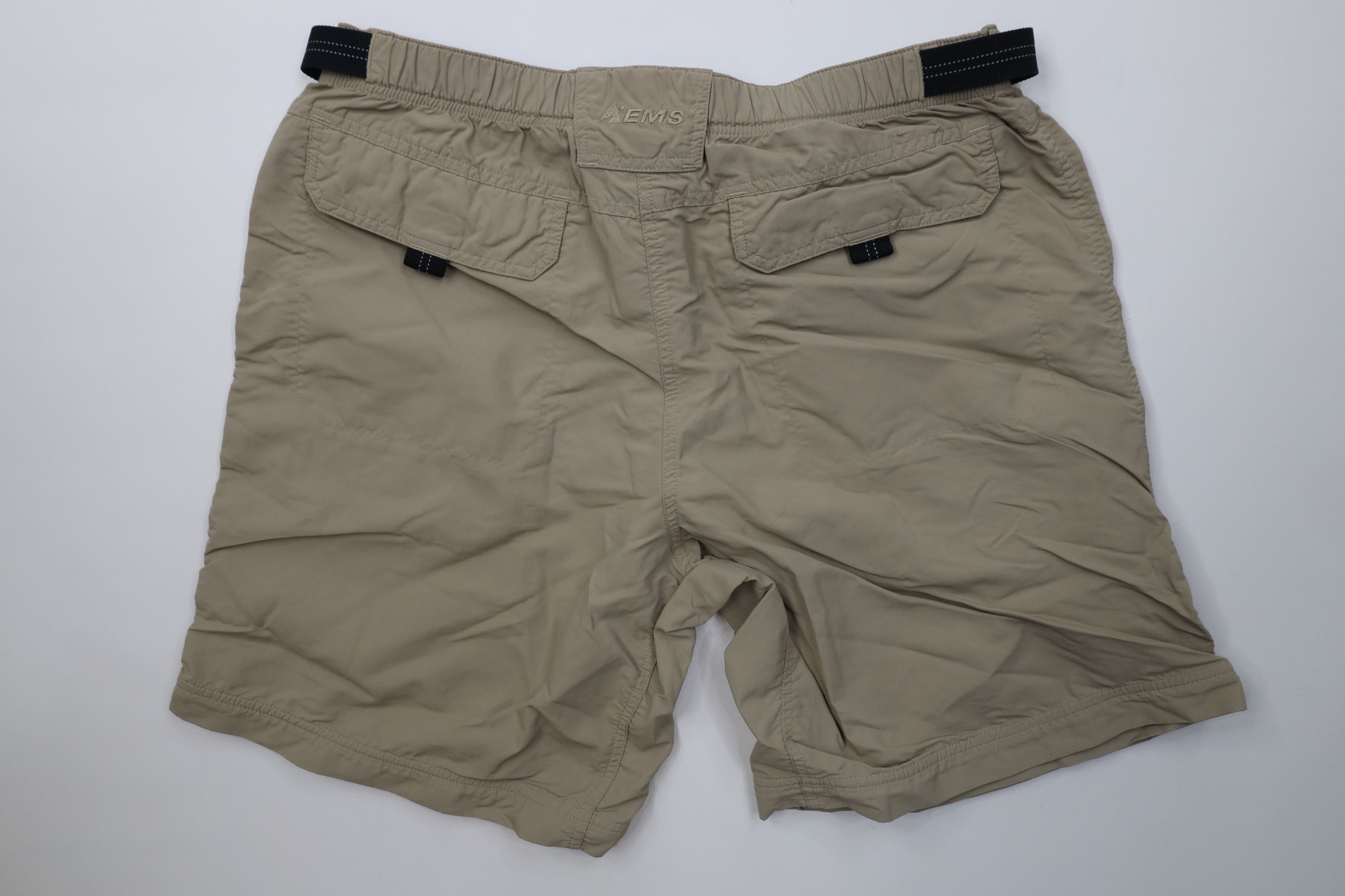 Vintage Vintage 90s Streetwear Above Knee Trekking Cargo Shorts Tan Size US 36 / EU 52 - 10 Thumbnail