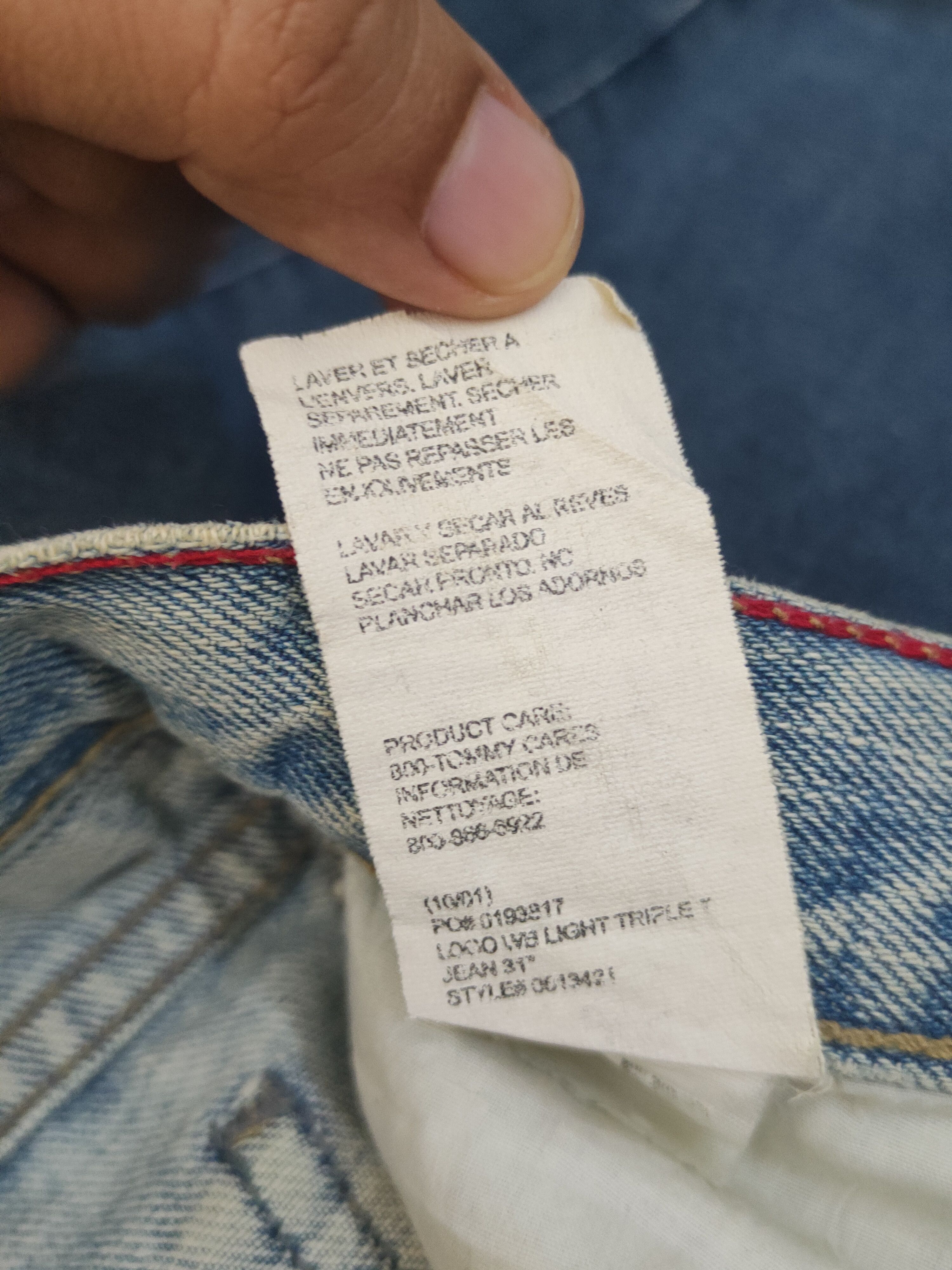 Tommy Hilfiger × Vintage Tommy Hilfiger Distressed Ripped denim Jeans #W2004 Size US 31 - 14 Thumbnail