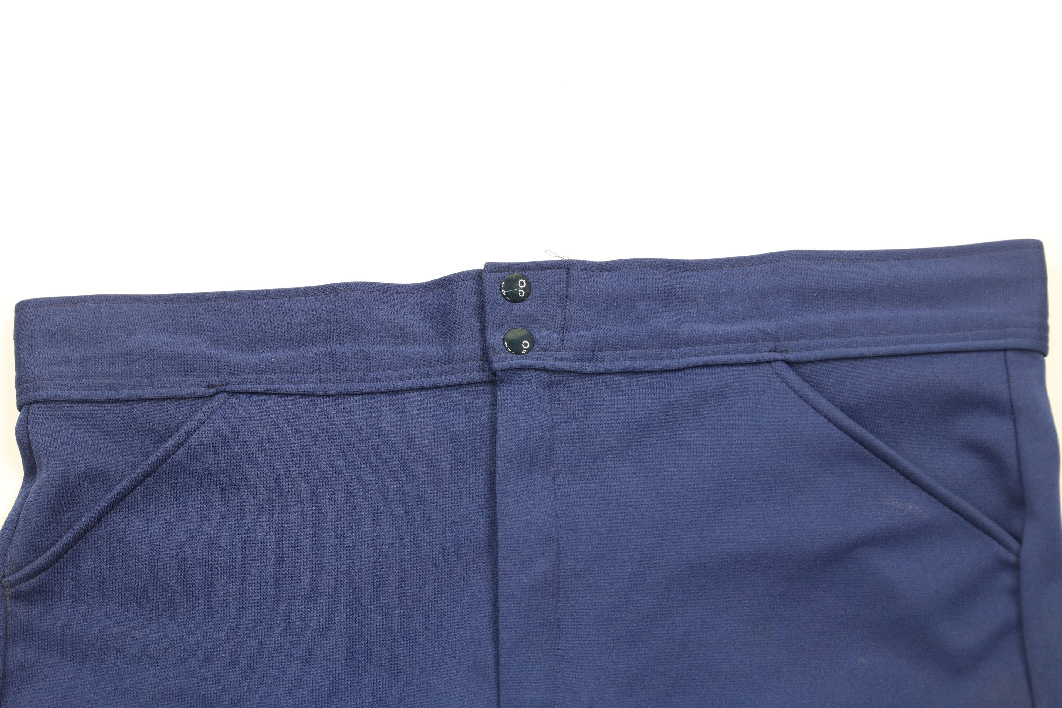 Vintage Vintage 70s Streetwear Above Knee Coach Coaches Shorts USA Size US 36 / EU 52 - 2 Thumbnail