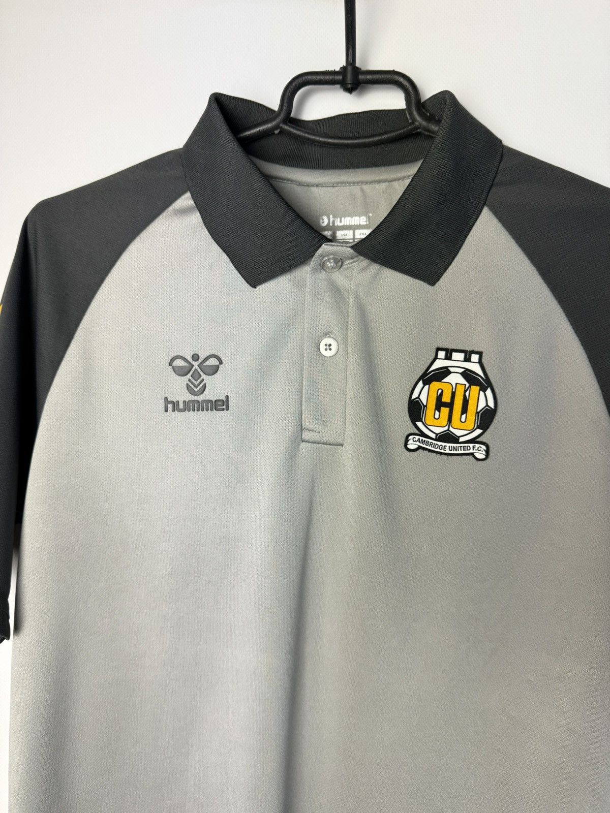 Hummel Cambridge United Training Football Soccer Jersey Full Kit Size US M / EU 48-50 / 2 - 7 Thumbnail