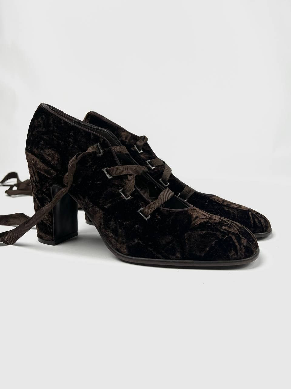 Kenneth Cole Kenneth Cole Lace Up Velvet Heels Size US 9 / IT 39 - 3 Thumbnail