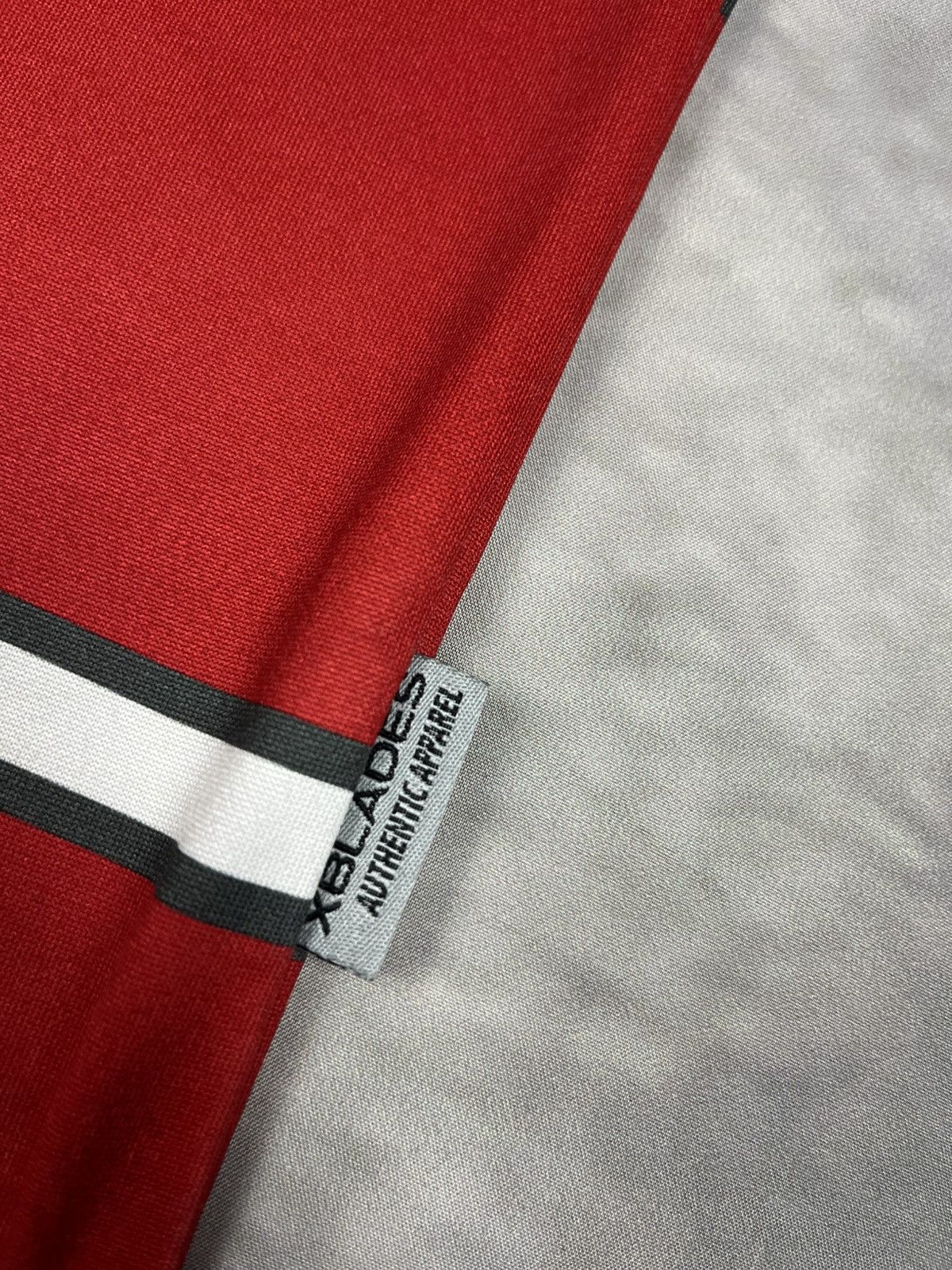 Other Gloucester Rugby Home Shirt 2018/19 – A Cherry & White Class Size US L / EU 52-54 / 3 - 9 Thumbnail