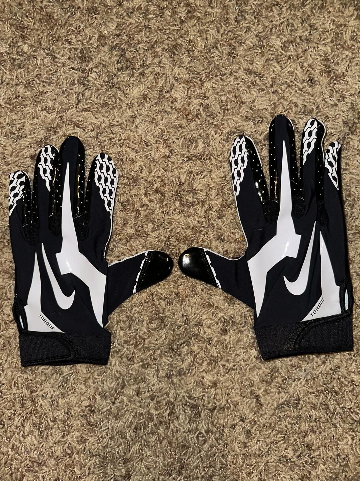 Nike Nike Torque NFL Receiver Football Gloves Black/White Size ONE SIZE - 2 Thumbnail