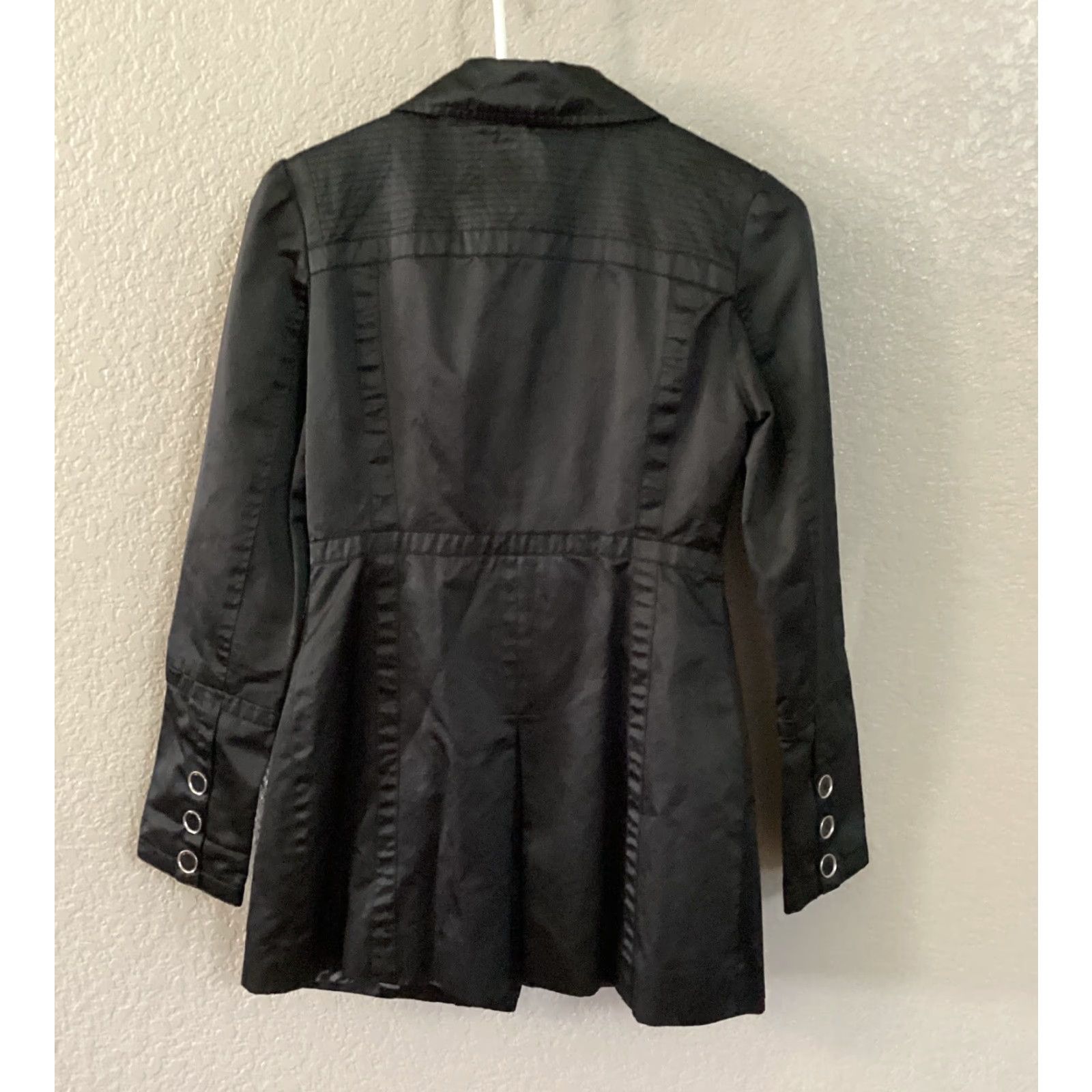 Guess VINTAGE G by GUESS Jacket Women S Black Trench Coat Button Down Collared Lined Size S / US 4 / IT 40 - 2 Thumbnail