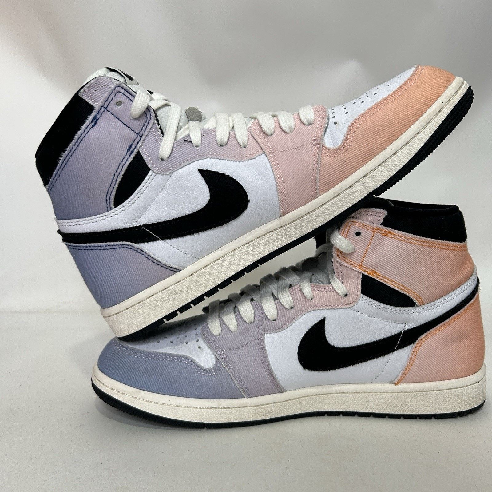 Jordan Brand Nike Air Jordan 1 Retro High OG “Skyline” DX0054-805 Size US 11 / EU 44 - 3 Thumbnail