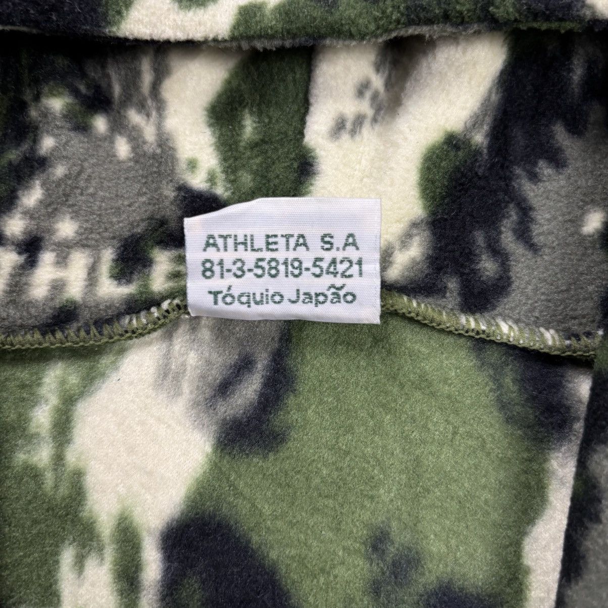 Le Grande Bleu (L.G.B.) 2000s Athleta Japan - LSD Camo Fleece Zip Hoodie Size US M / EU 48-50 / 2 - 8 Thumbnail