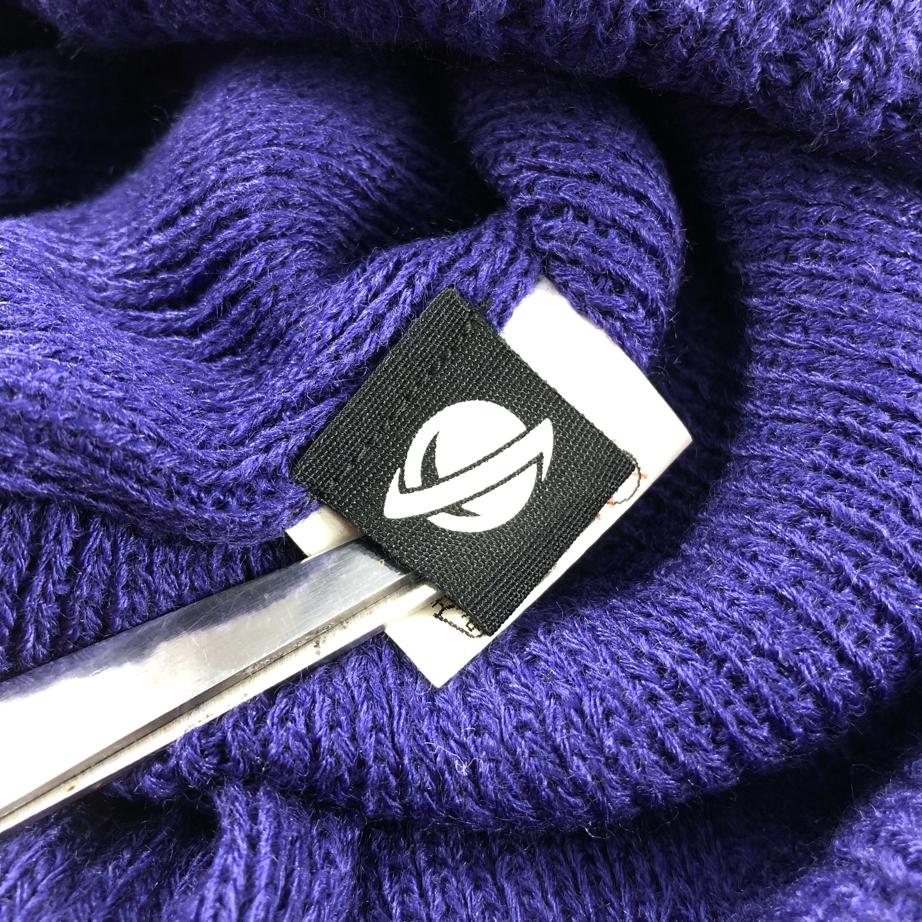 Japanese Brand Unknown Cable Knit Bobble Beanie Snowcap B445 Size ONE SIZE - 6 Thumbnail